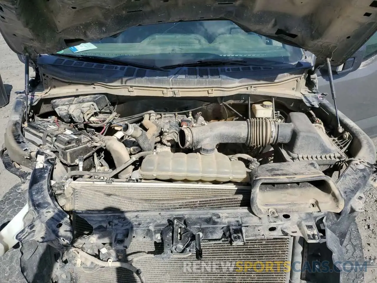 11 Photograph of a damaged car 1FTFW1E88MFA53352 FORD F-150 2021