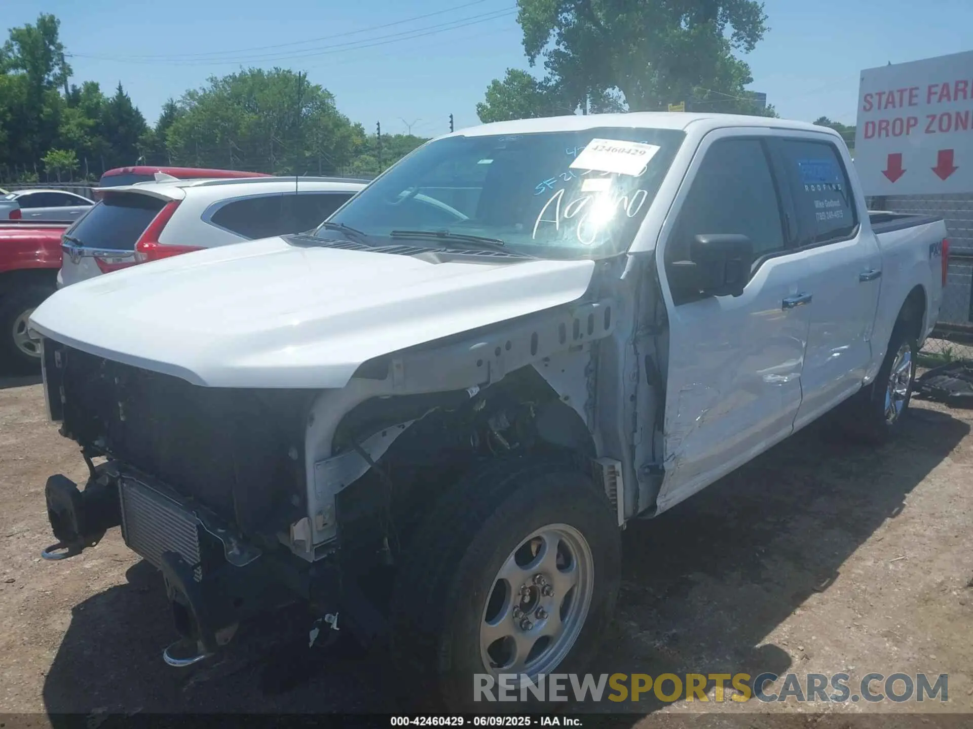 2 Photograph of a damaged car 1FTFW1E88MFB53595 FORD F-150 2021