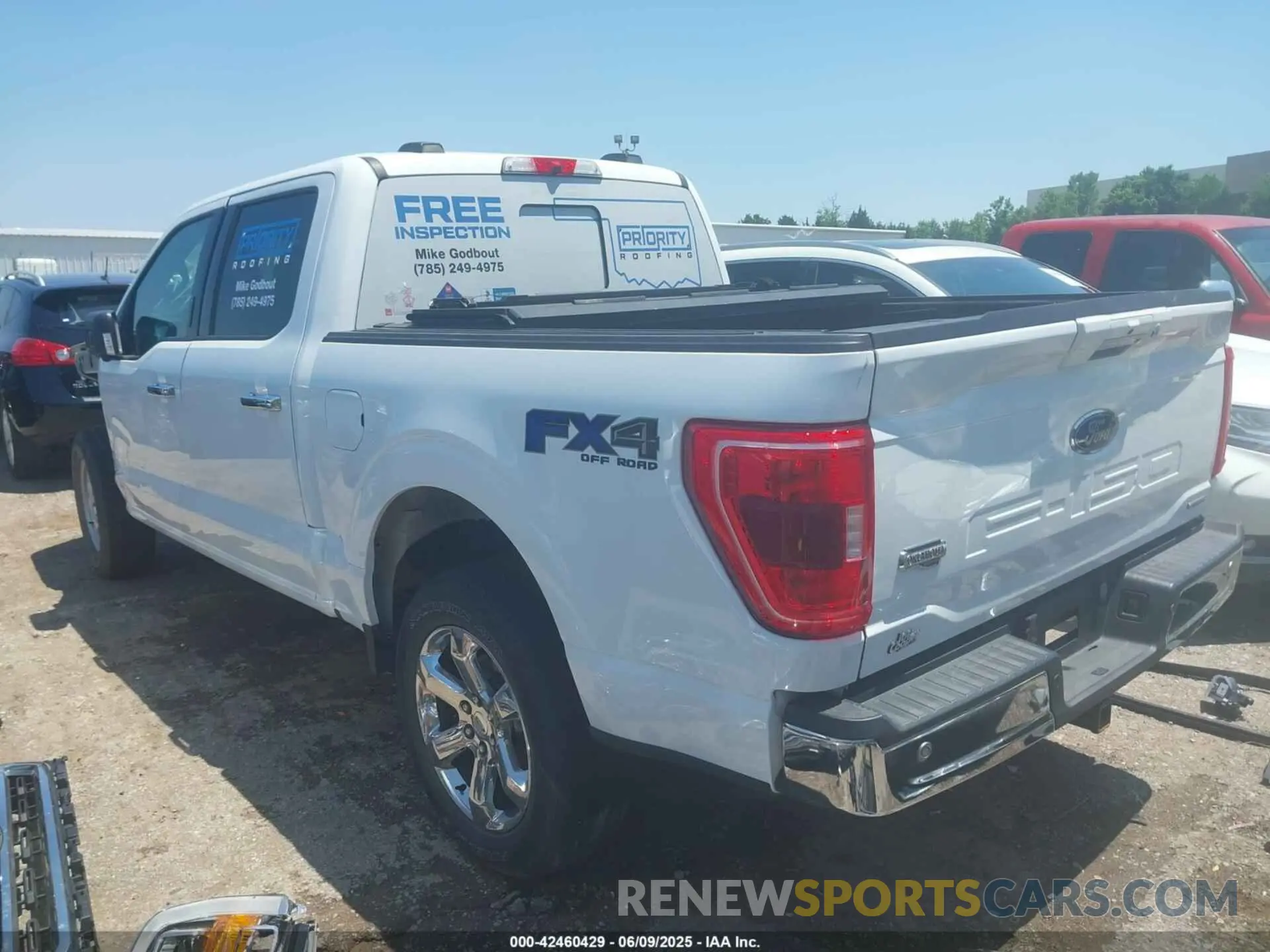 3 Photograph of a damaged car 1FTFW1E88MFB53595 FORD F-150 2021