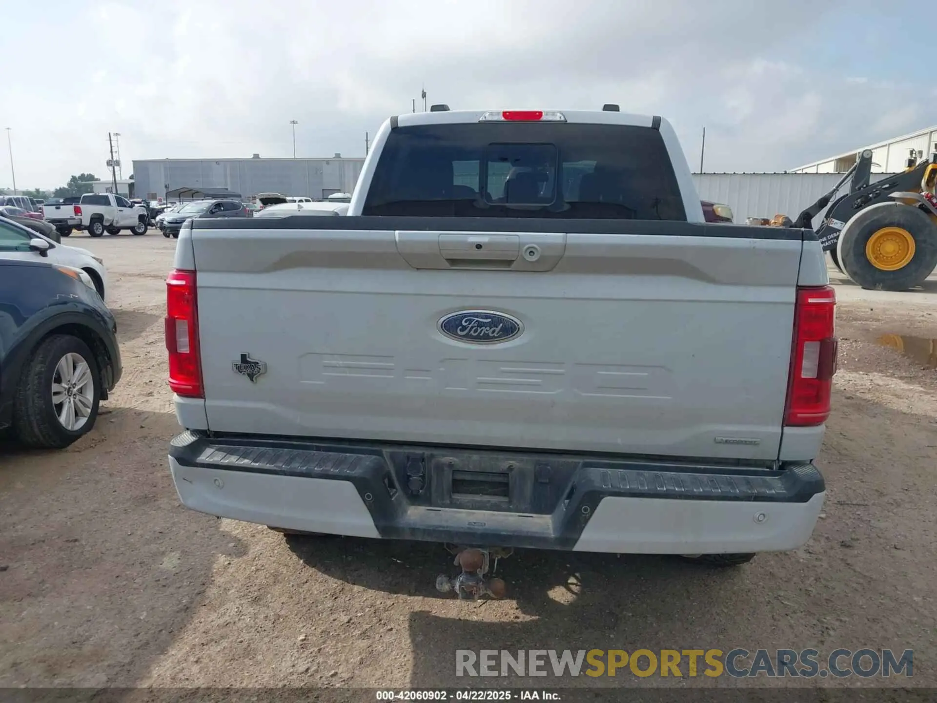 16 Photograph of a damaged car 1FTFW1E88MKD98548 FORD F-150 2021