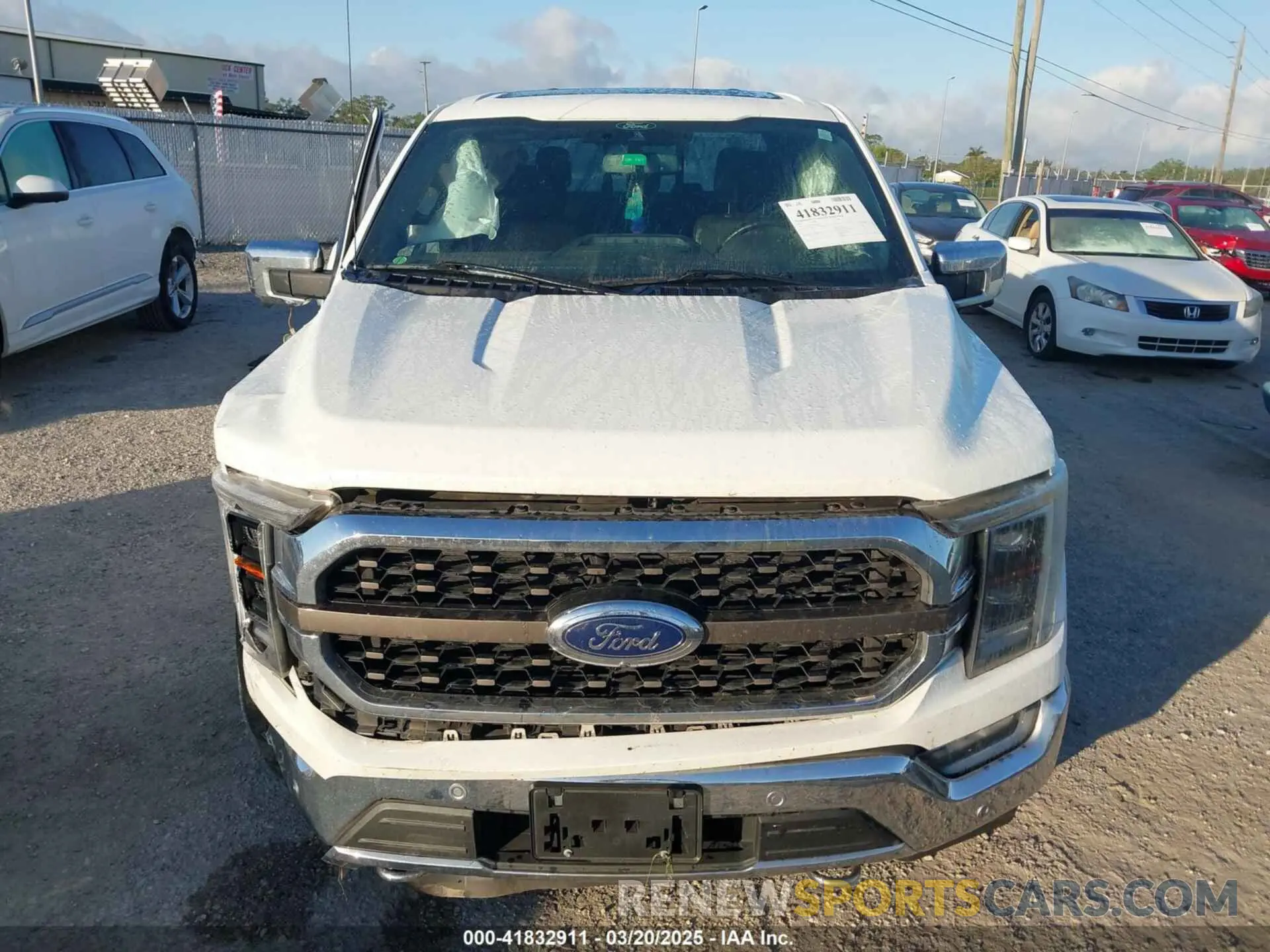 12 Photograph of a damaged car 1FTFW1E89MFB34411 FORD F-150 2021