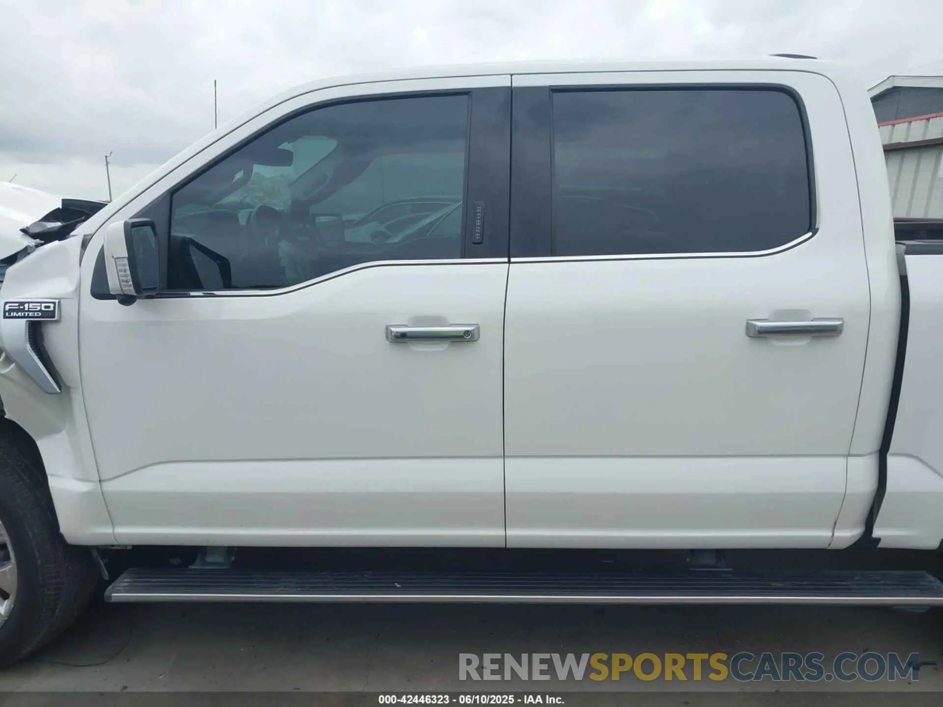 14 Photograph of a damaged car 1FTFW1E8XMFA69505 FORD F-150 2021