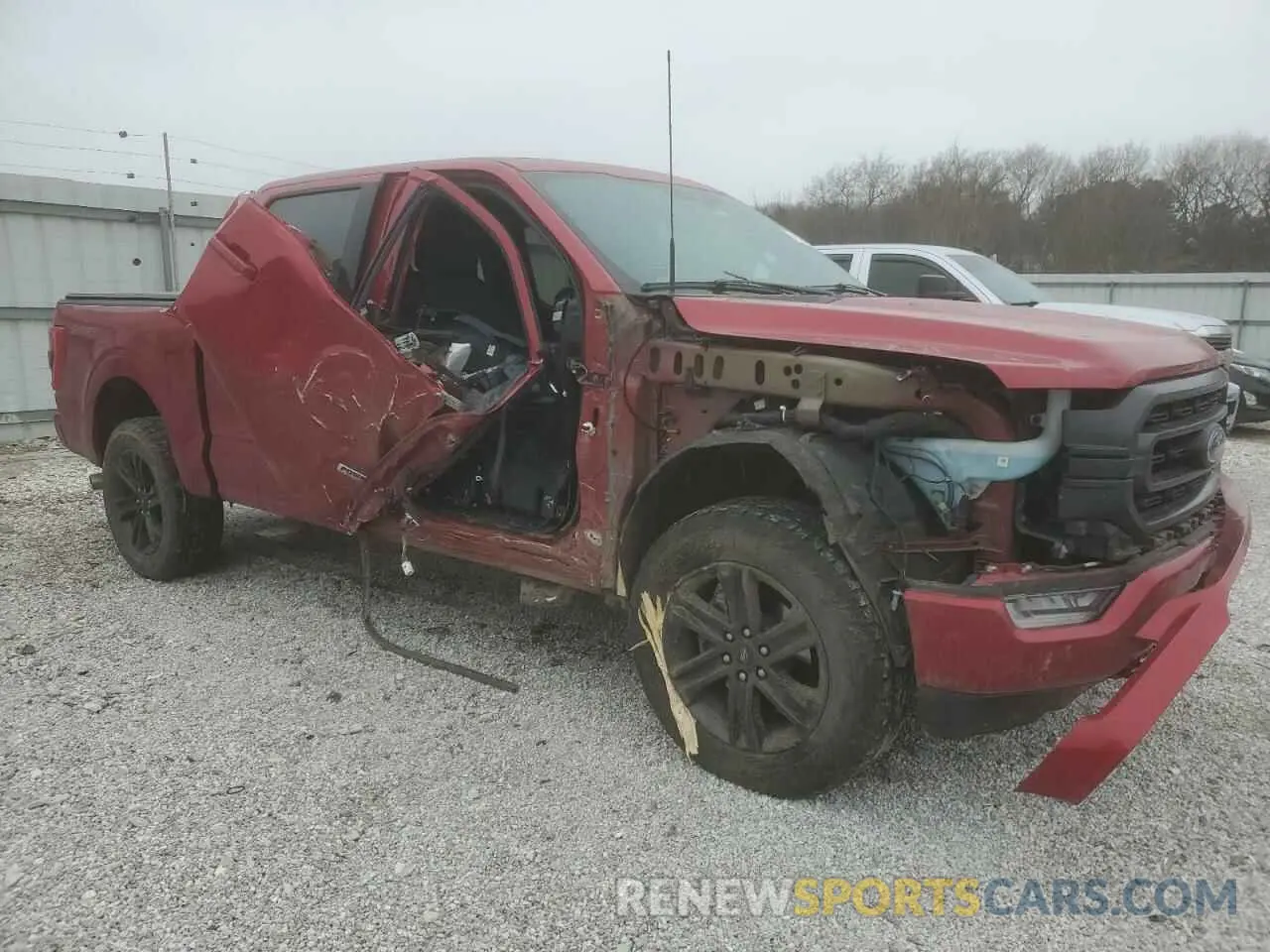4 Photograph of a damaged car 1FTFW1ED0MFC62890 FORD F-150 2021