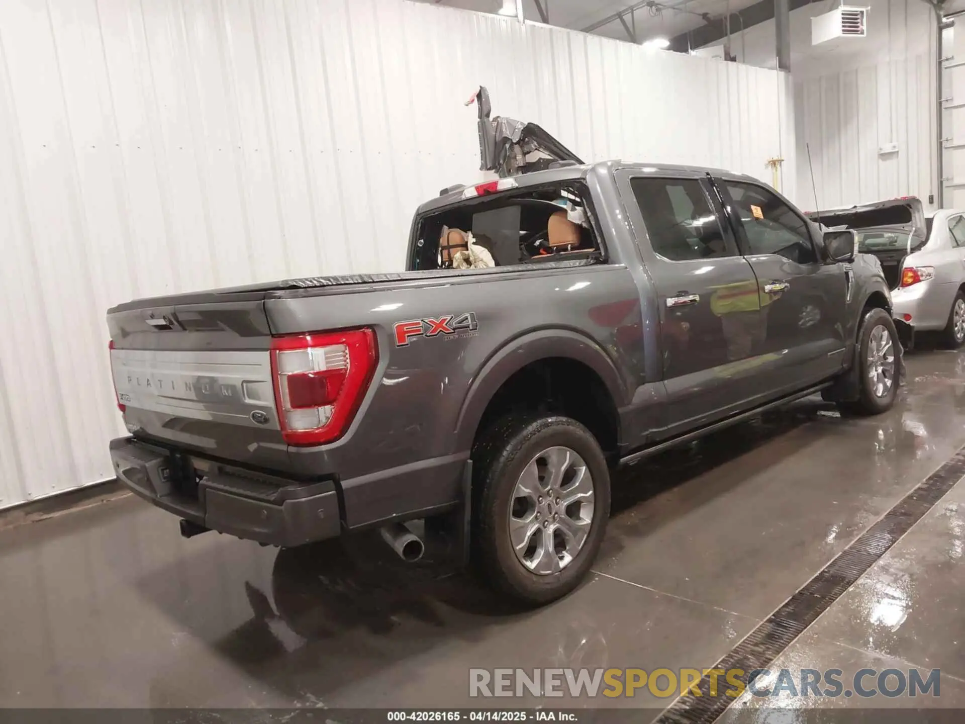4 Photograph of a damaged car 1FTFW1ED1MFB62281 FORD F-150 2021