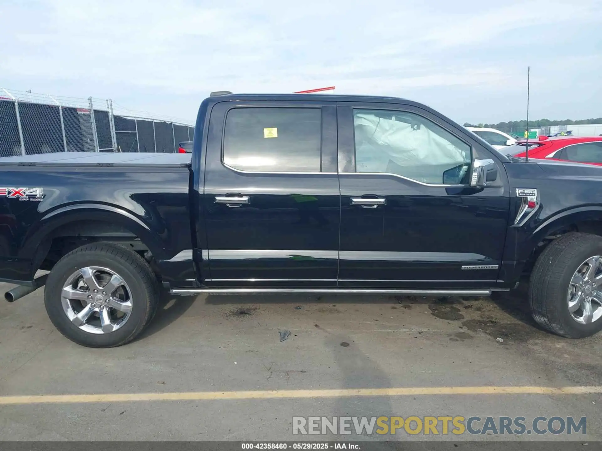 13 Photograph of a damaged car 1FTFW1ED1MFC39618 FORD F-150 2021