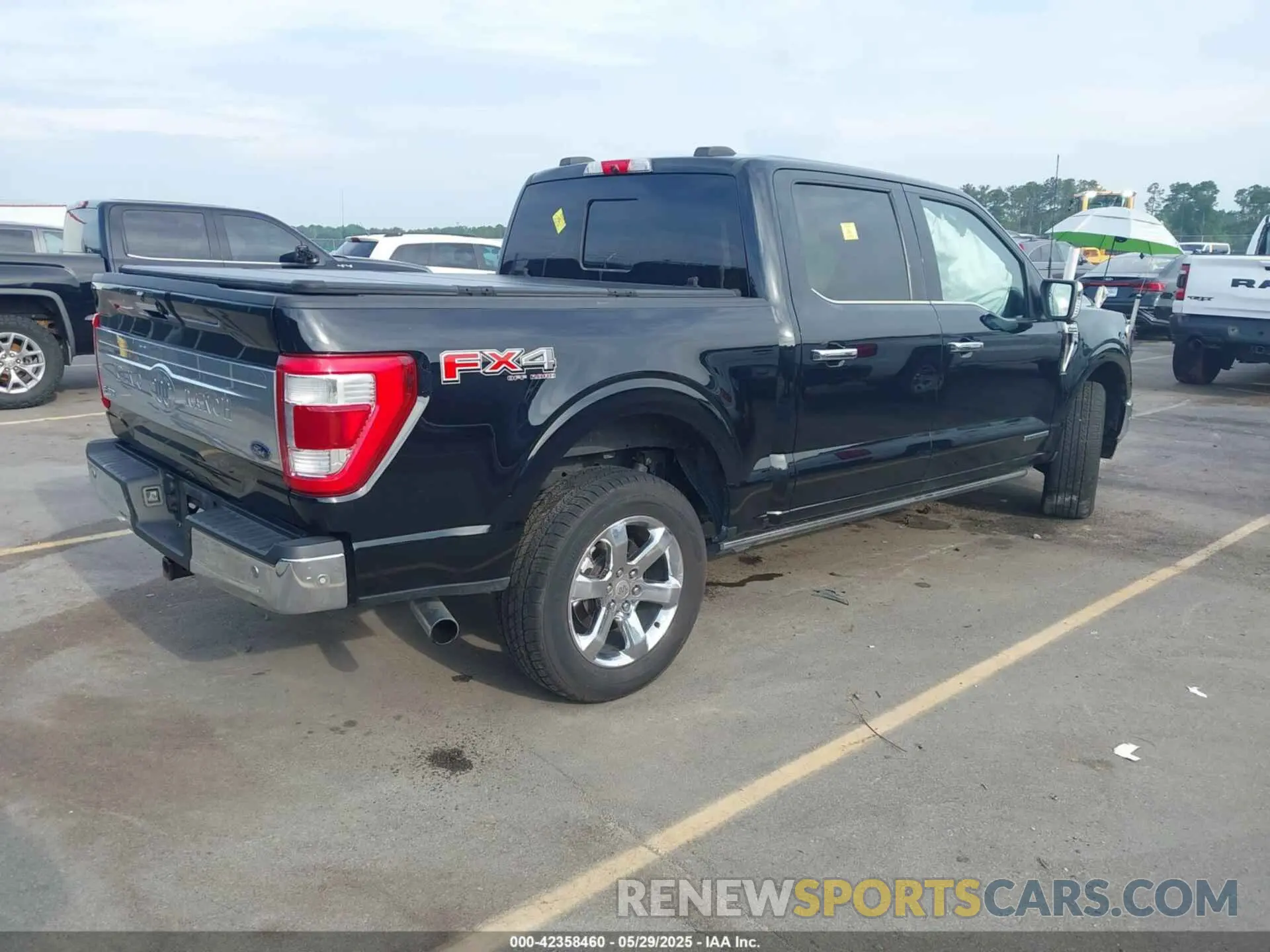 4 Photograph of a damaged car 1FTFW1ED1MFC39618 FORD F-150 2021