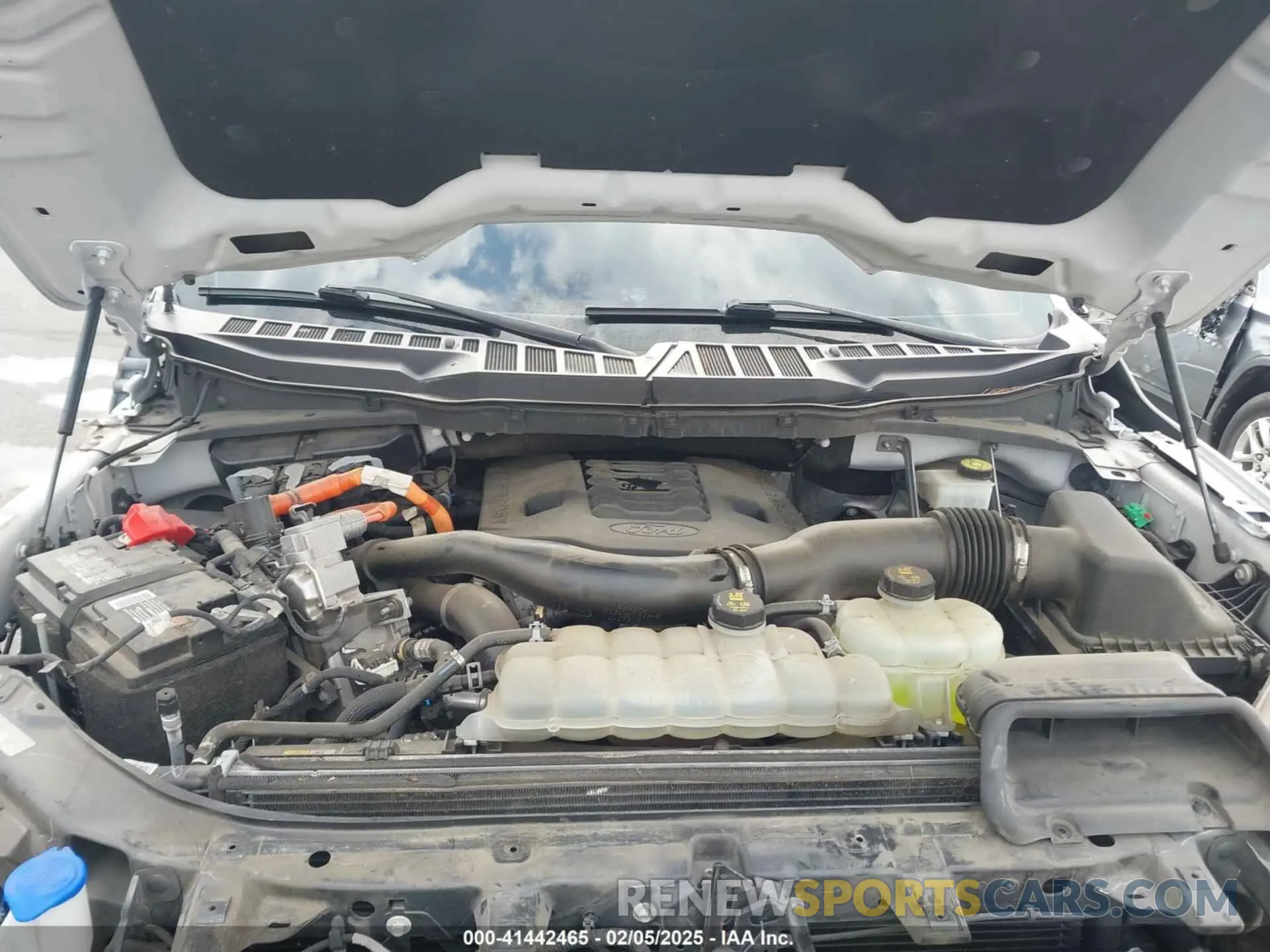 10 Photograph of a damaged car 1FTFW1ED3MFB75260 FORD F-150 2021