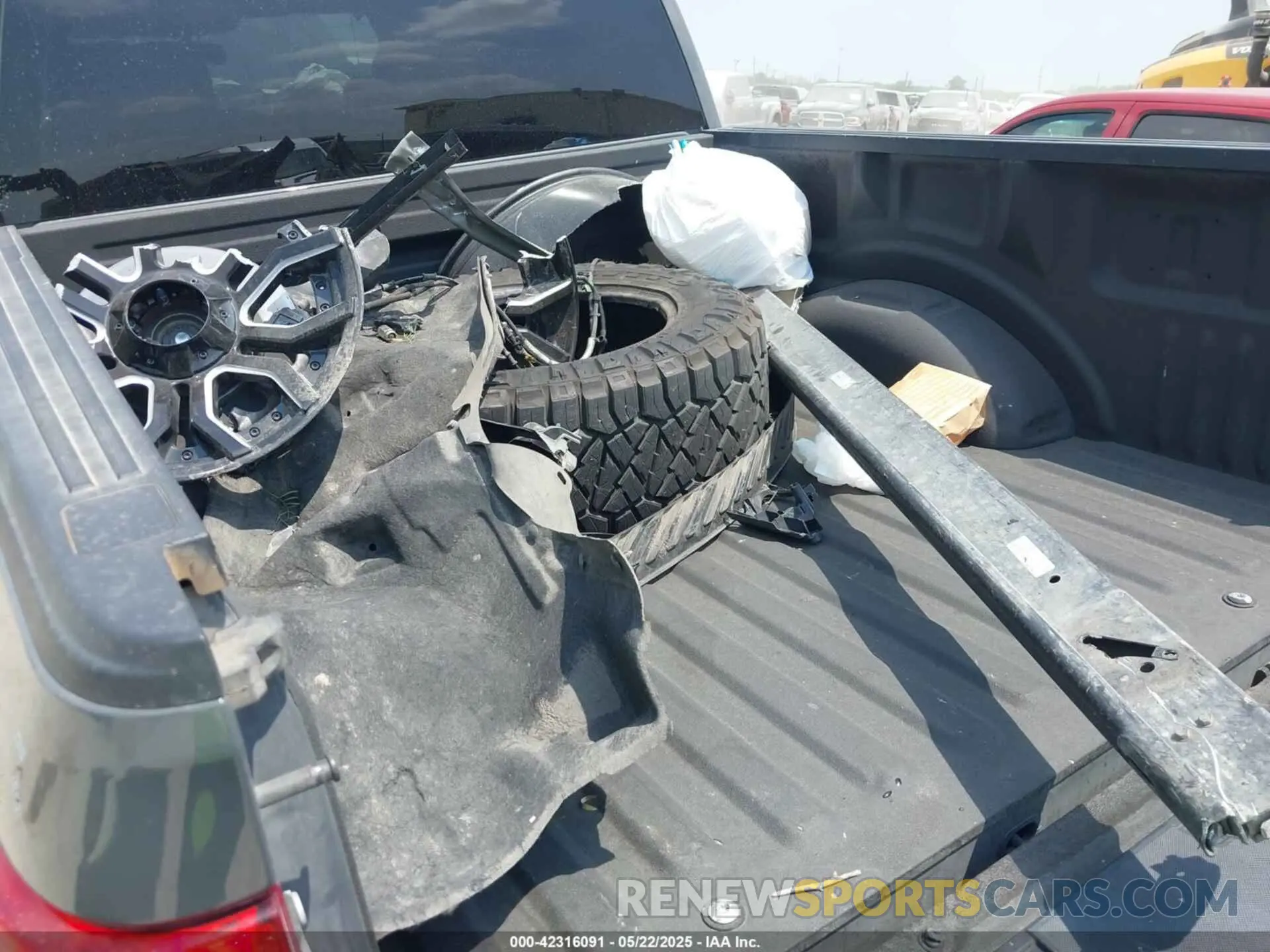 11 Photograph of a damaged car 1FTFW1ED3MFD00841 FORD F-150 2021
