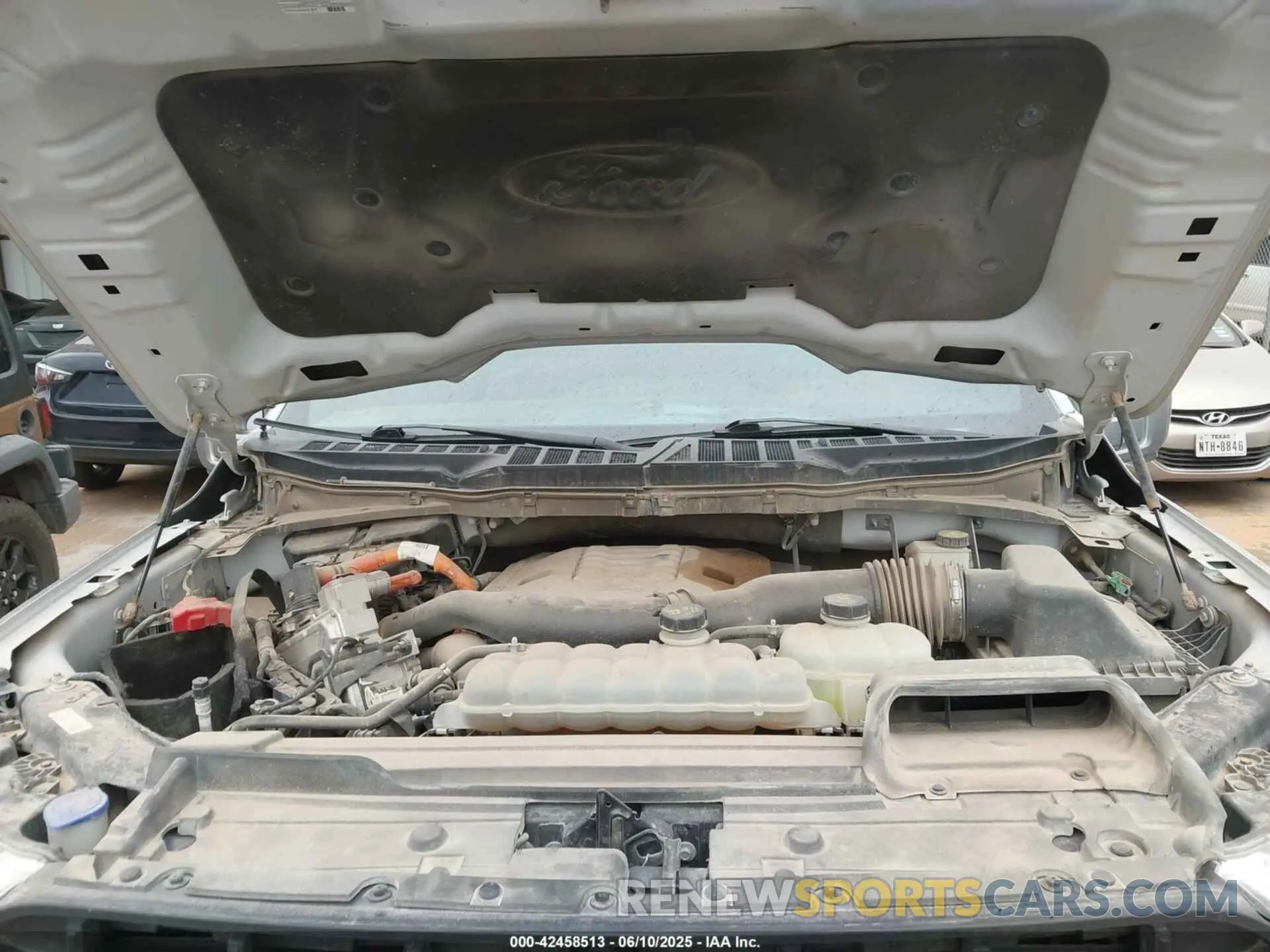 10 Photograph of a damaged car 1FTFW1ED4MFB26911 FORD F-150 2021