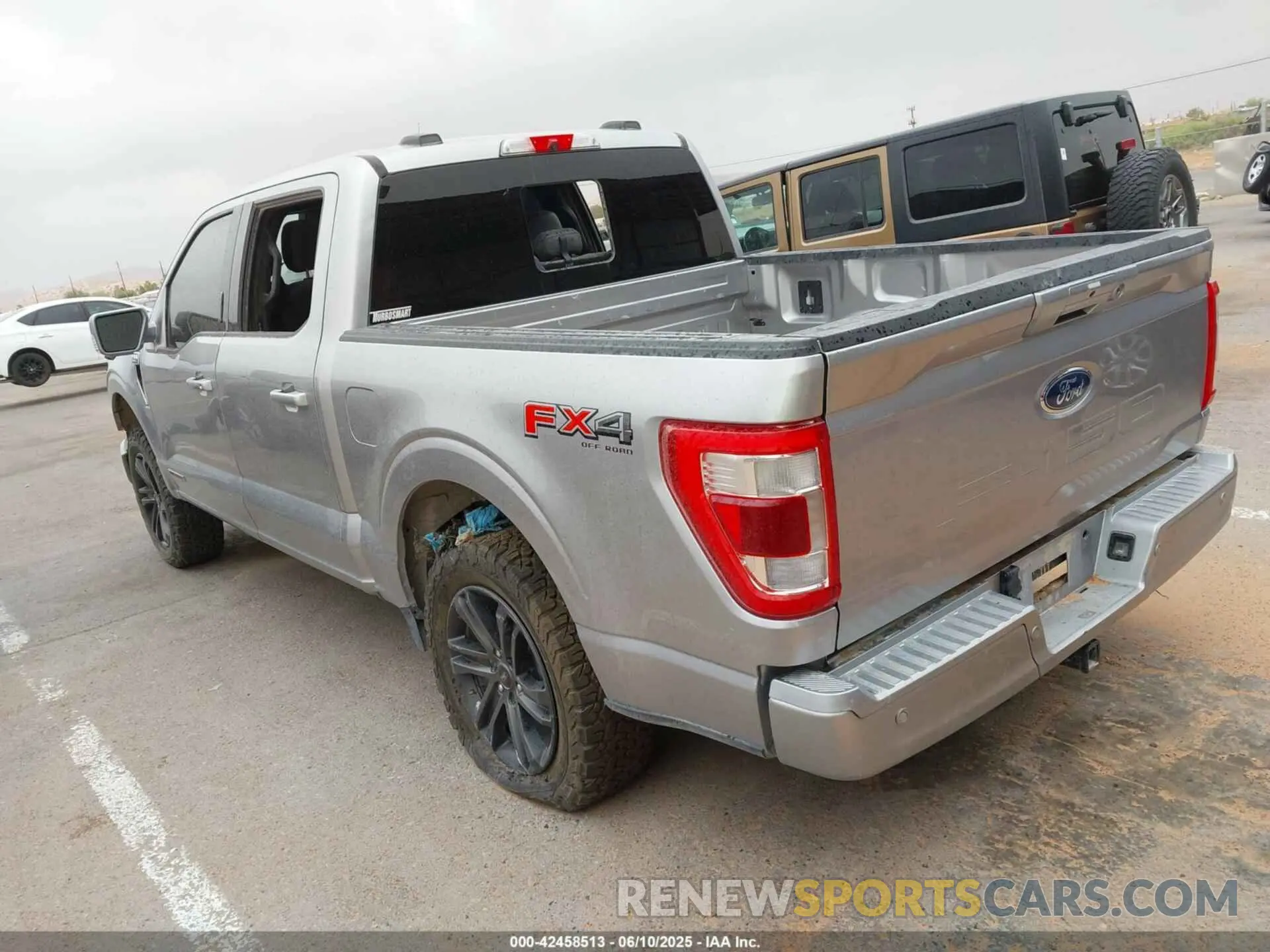 3 Photograph of a damaged car 1FTFW1ED4MFB26911 FORD F-150 2021