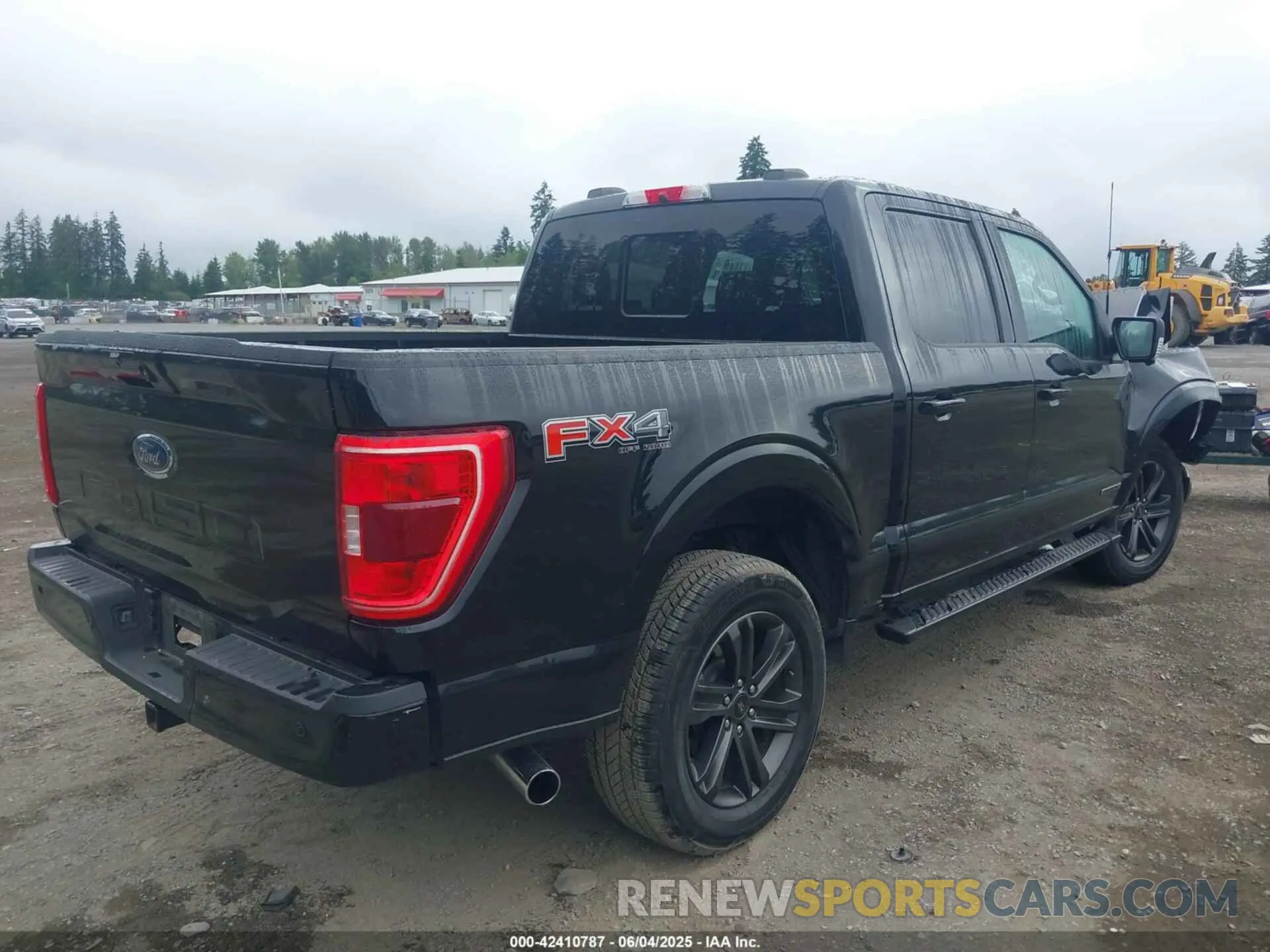 4 Photograph of a damaged car 1FTFW1ED4MFC64352 FORD F-150 2021