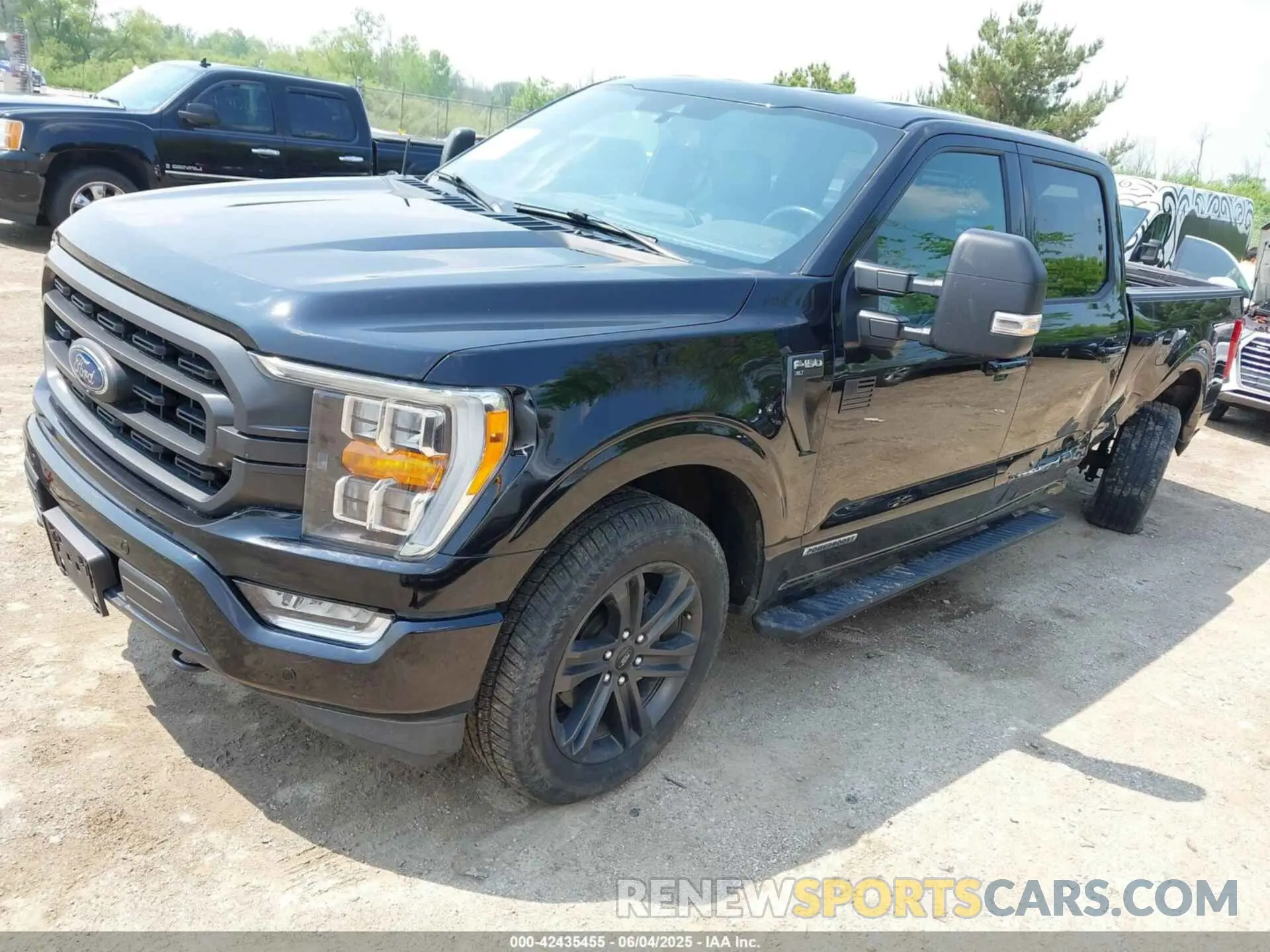 2 Photograph of a damaged car 1FTFW1ED4MFD00170 FORD F-150 2021