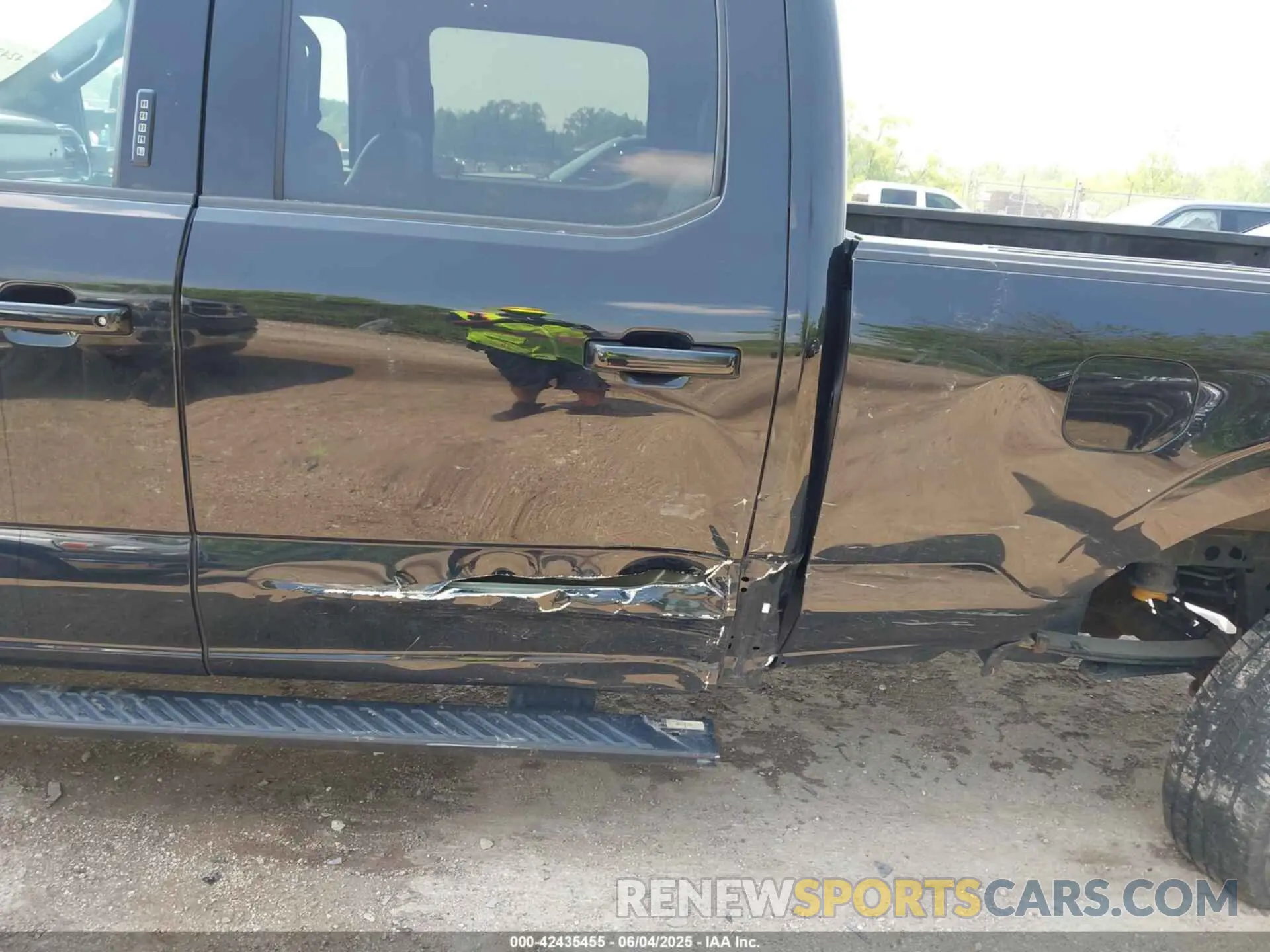 6 Photograph of a damaged car 1FTFW1ED4MFD00170 FORD F-150 2021
