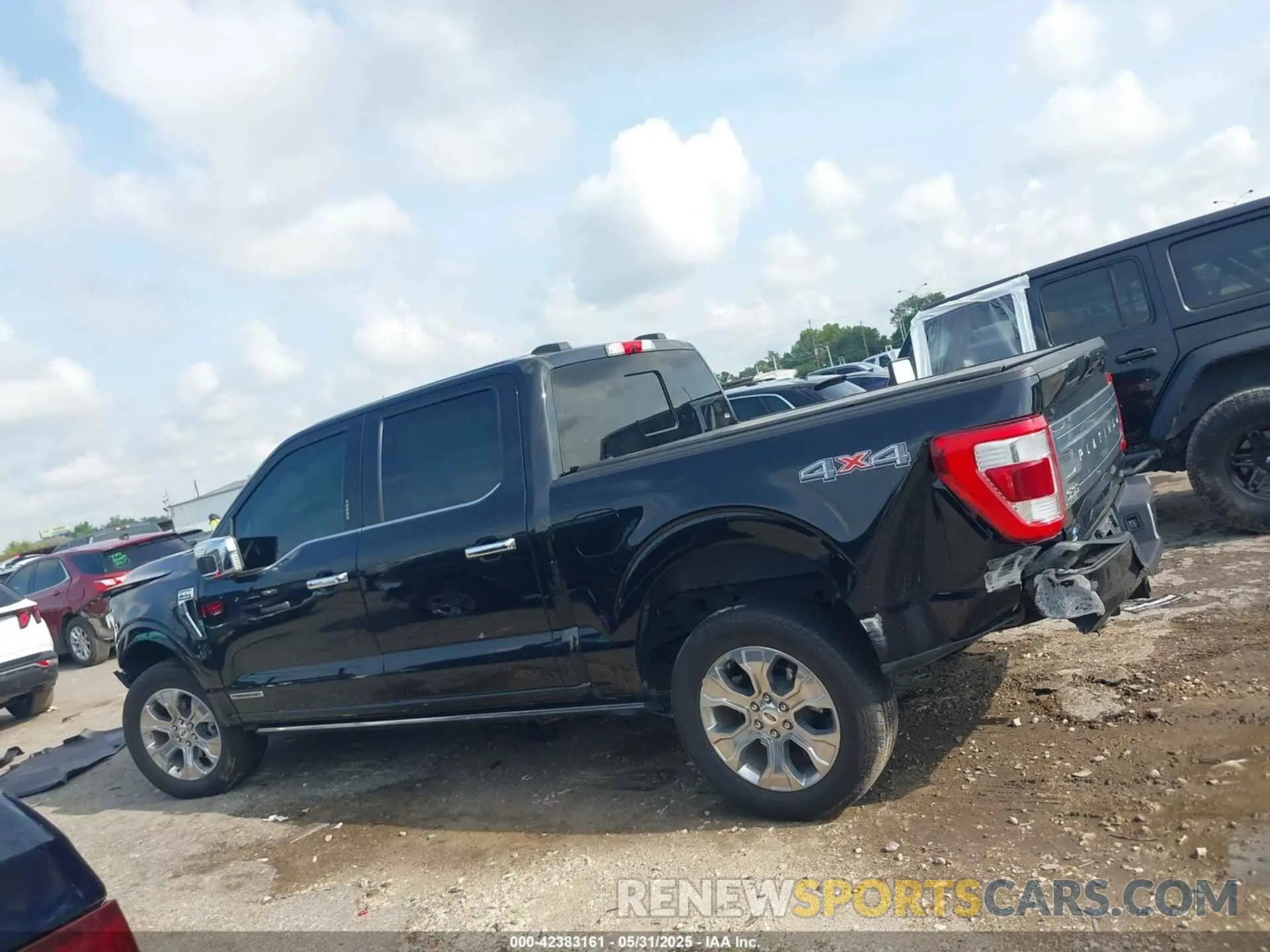 14 Photograph of a damaged car 1FTFW1ED6MFC98390 FORD F-150 2021