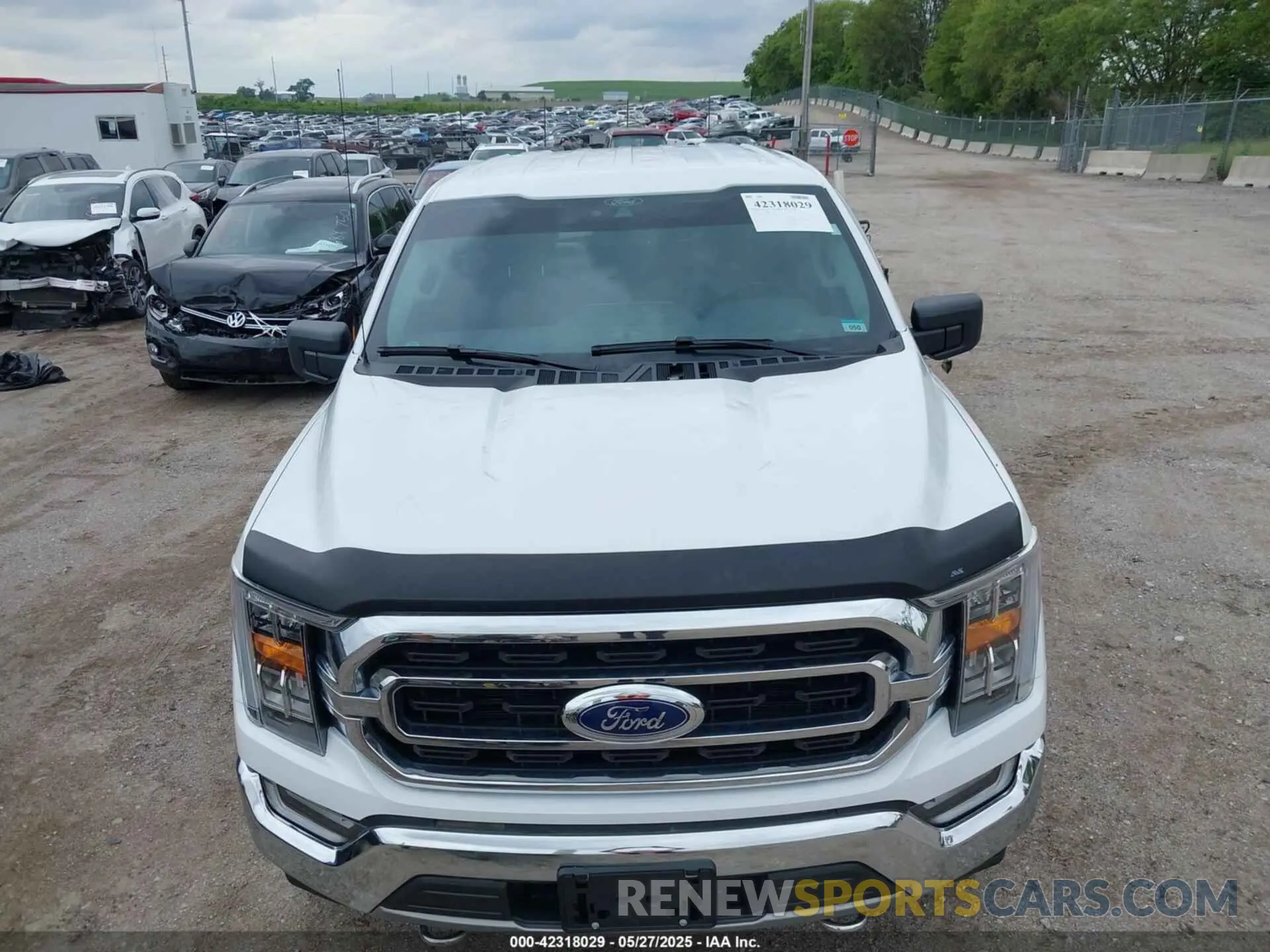 6 Photograph of a damaged car 1FTFW1ED7MFB36946 FORD F-150 2021