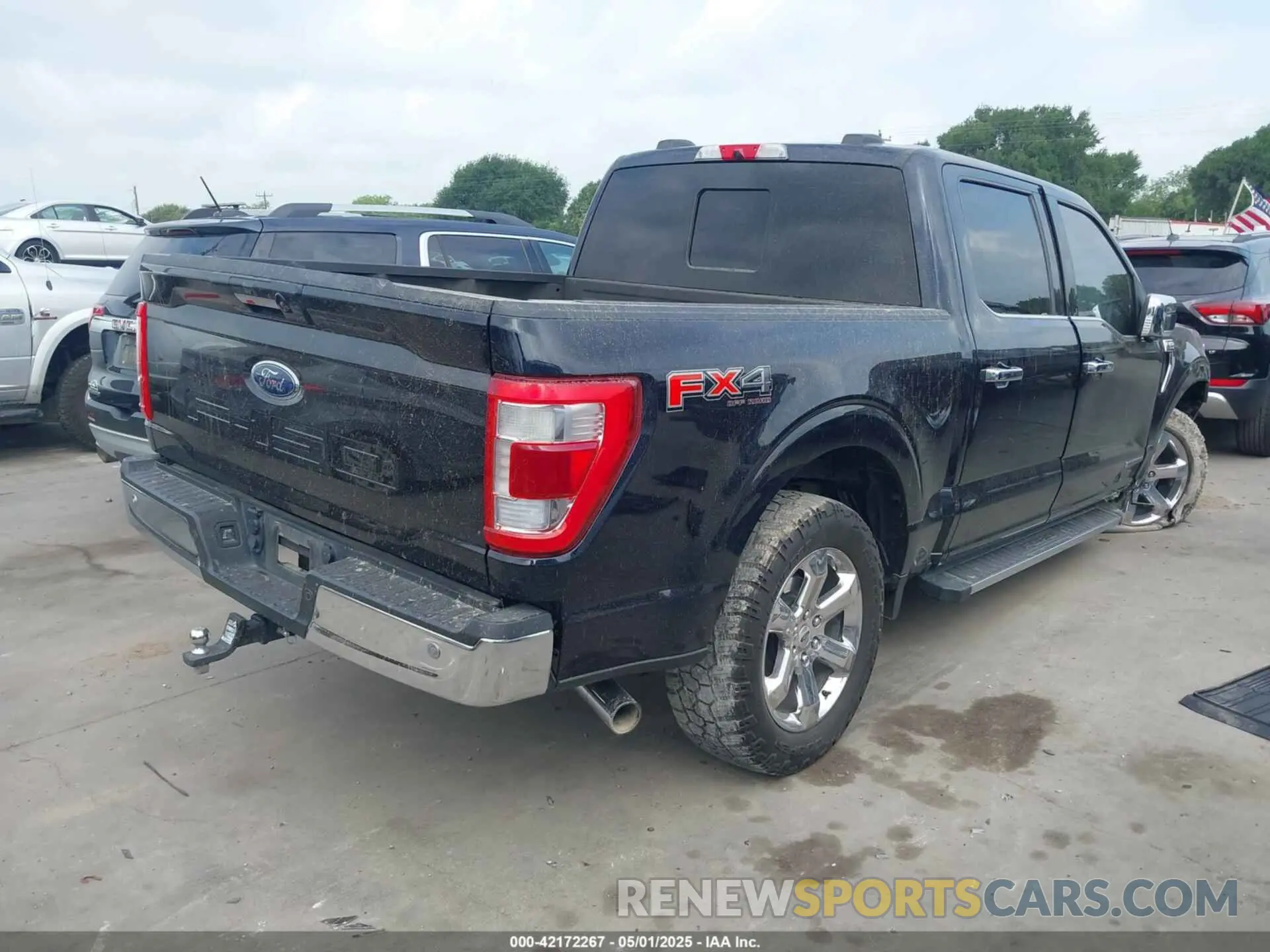 4 Photograph of a damaged car 1FTFW1ED9MFB61685 FORD F-150 2021