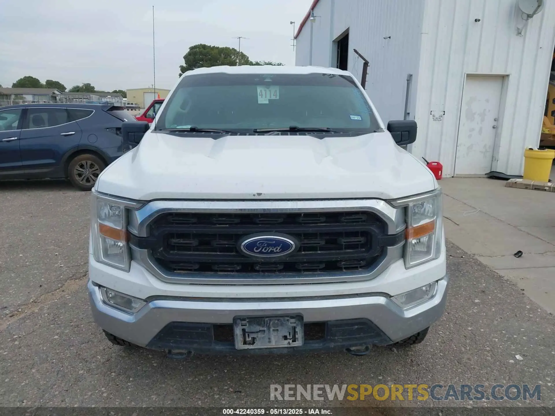 12 Photograph of a damaged car 1FTFX1E50MFB29732 FORD F-150 2021