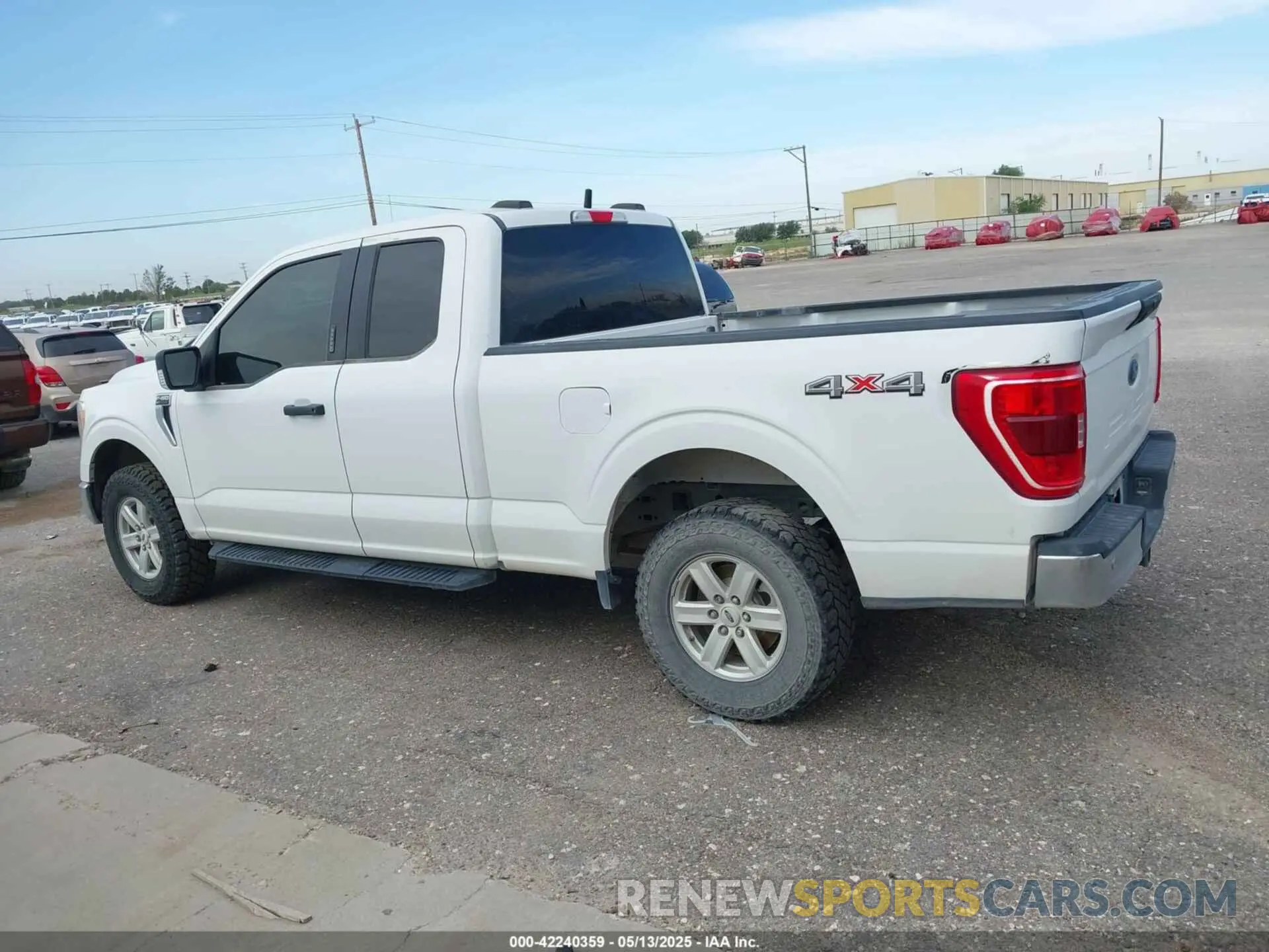14 Photograph of a damaged car 1FTFX1E50MFB29732 FORD F-150 2021
