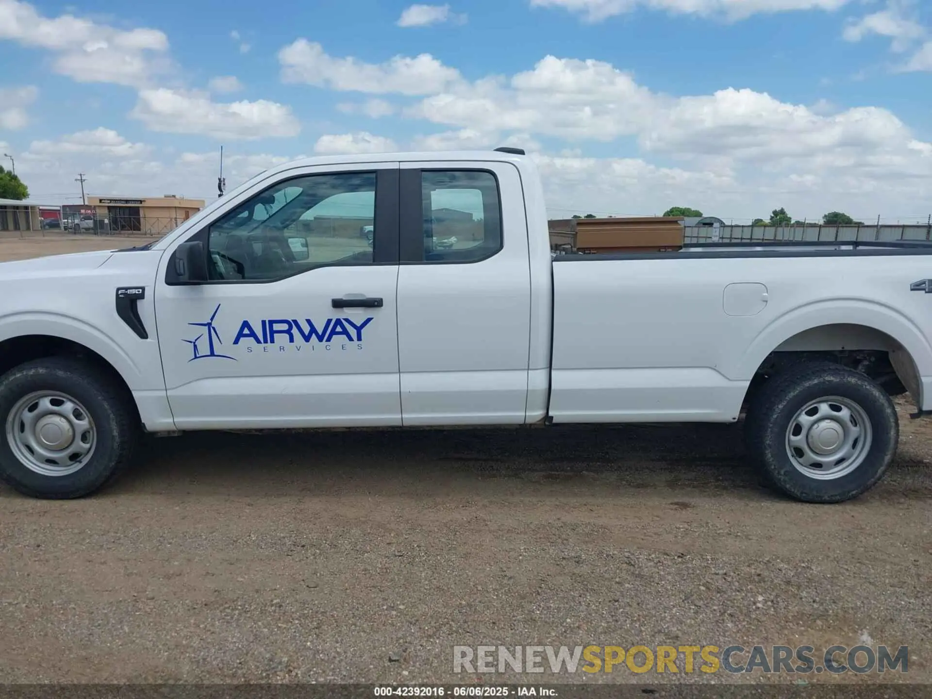 14 Photograph of a damaged car 1FTFX1E50MKE56297 FORD F-150 2021
