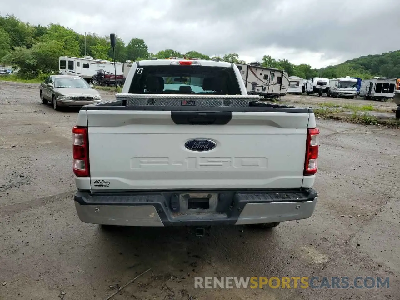 6 Photograph of a damaged car 1FTFX1E51MFC05216 FORD F-150 2021