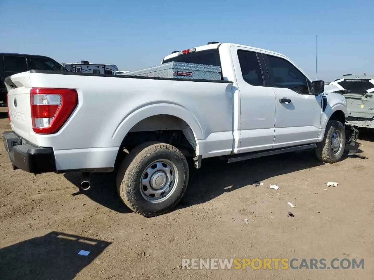3 Photograph of a damaged car 1FTFX1E53MFA85712 FORD F-150 2021