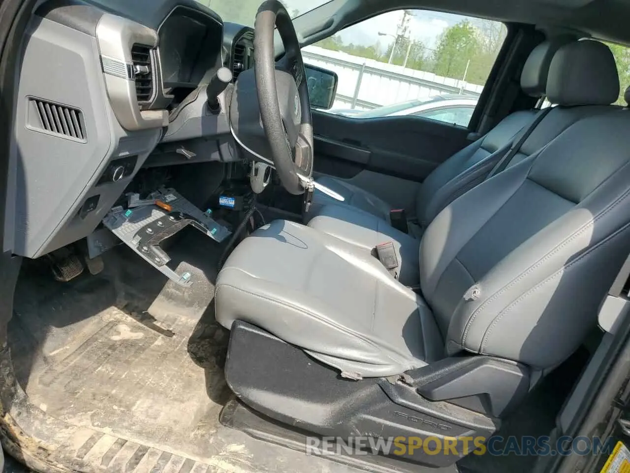 7 Photograph of a damaged car 1FTFX1E53MFD02174 FORD F-150 2021