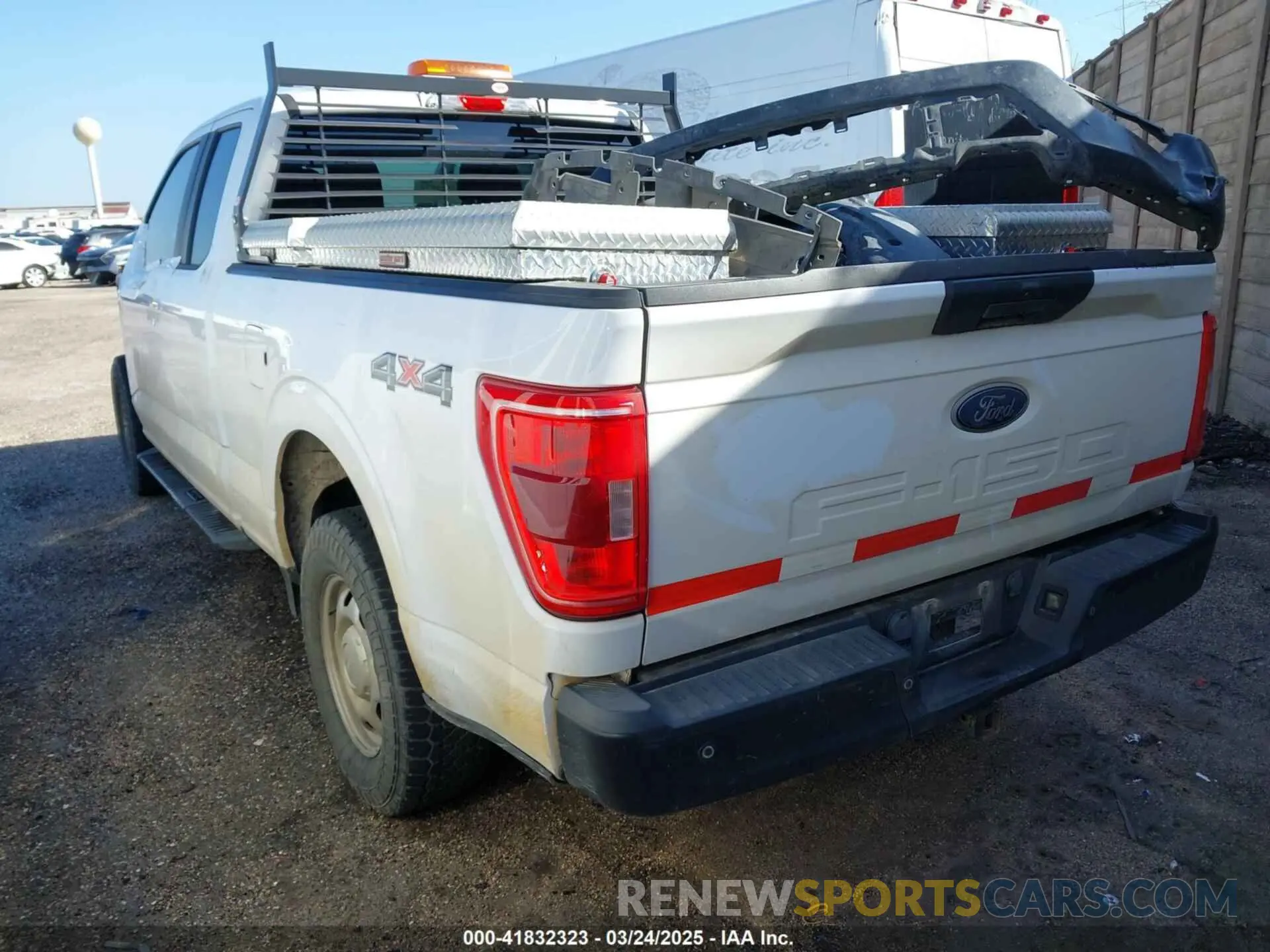 3 Photograph of a damaged car 1FTFX1E55MKD70693 FORD F-150 2021