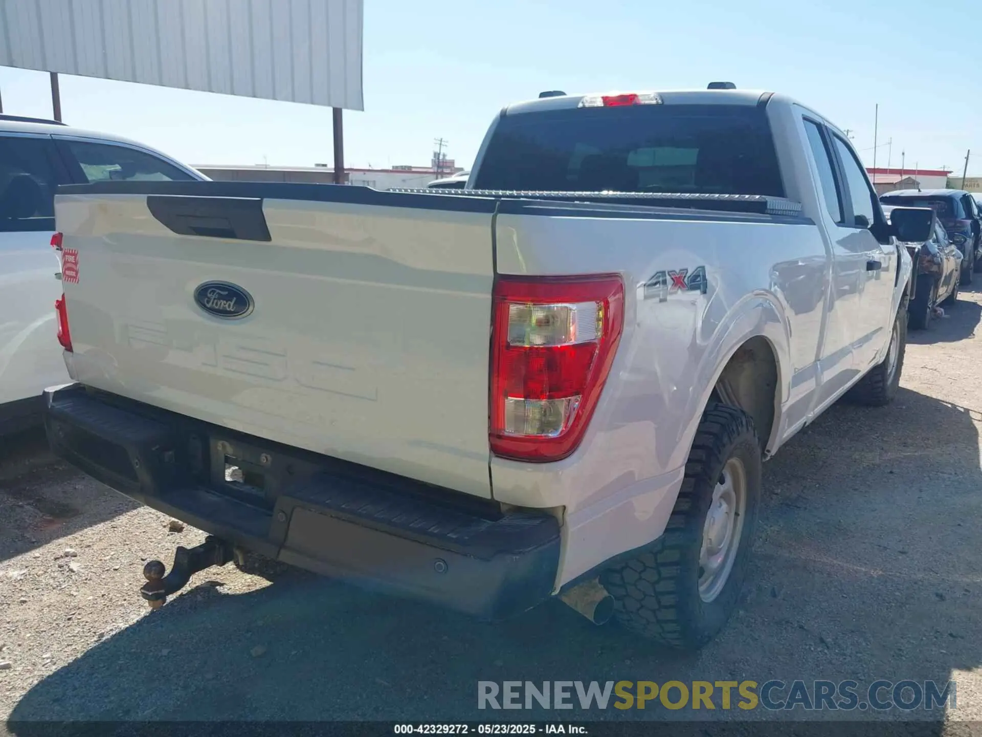 4 Photograph of a damaged car 1FTFX1E56MFD09555 FORD F-150 2021