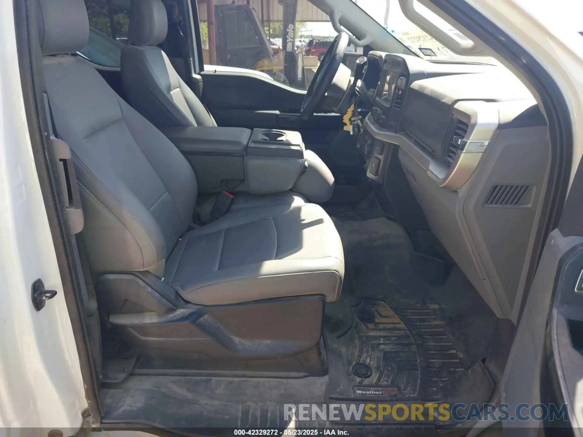 5 Photograph of a damaged car 1FTFX1E56MFD09555 FORD F-150 2021