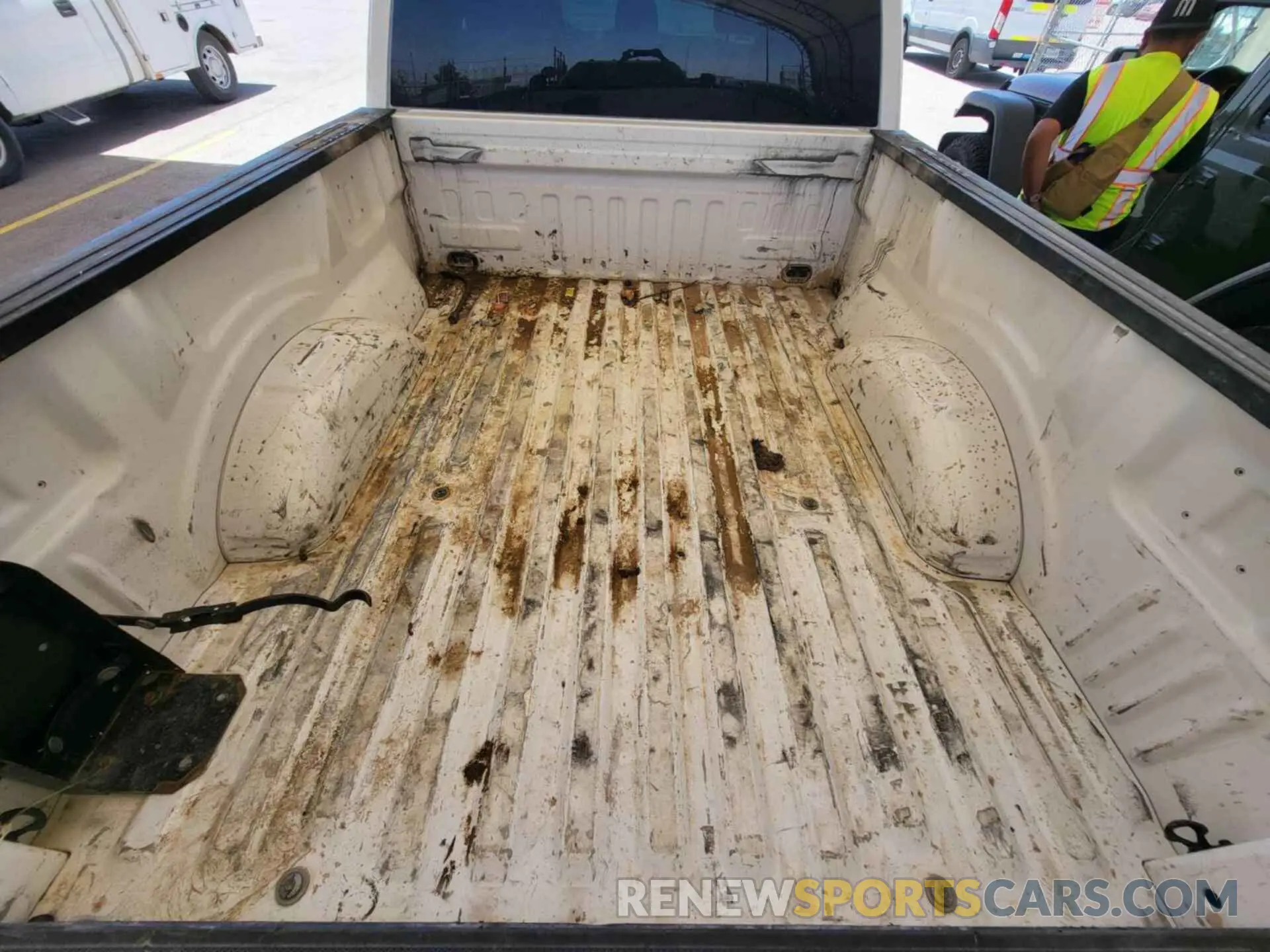 11 Photograph of a damaged car 1FTFX1E57MKE25032 FORD F-150 2021