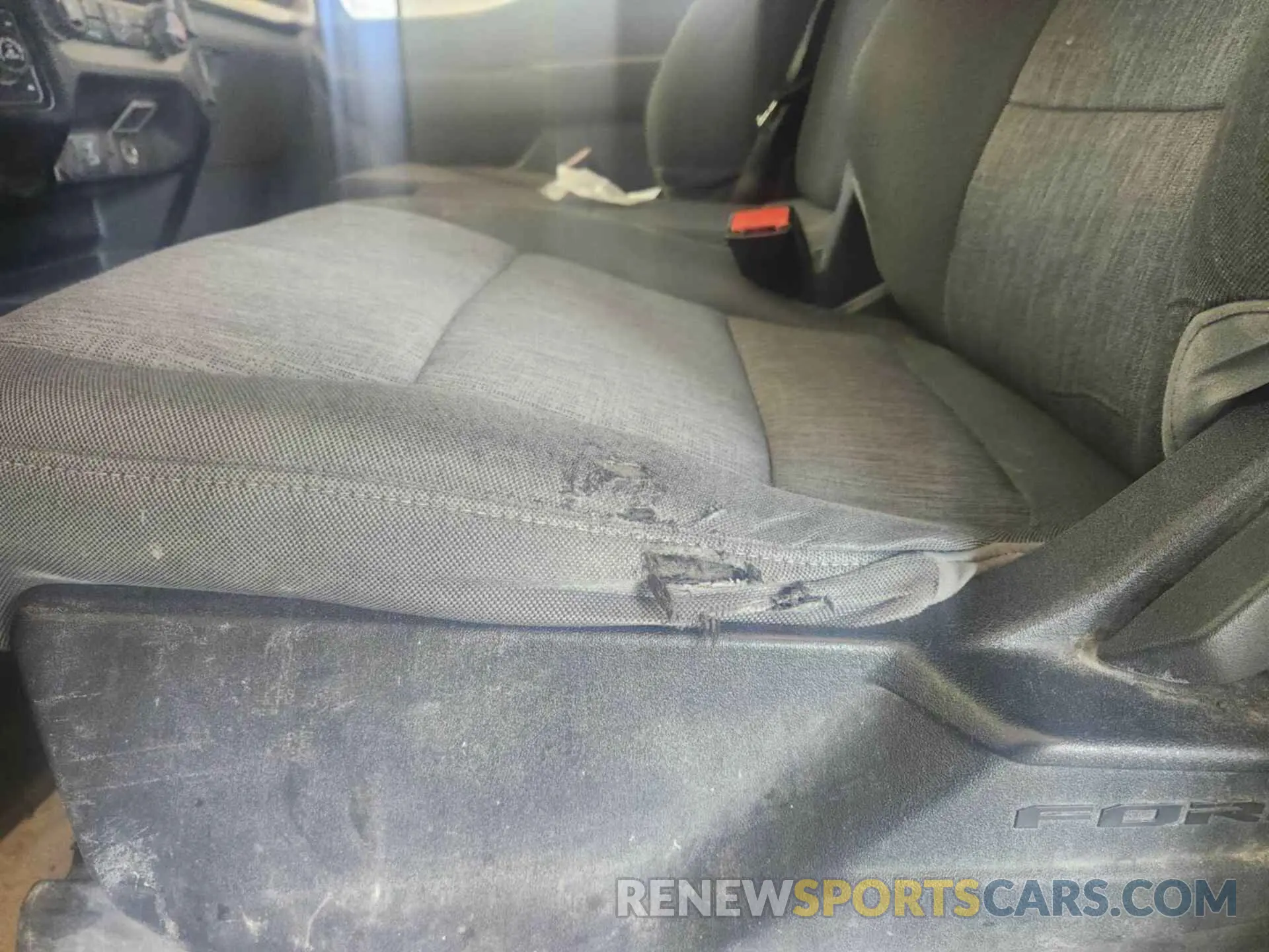 17 Photograph of a damaged car 1FTFX1E57MKE25032 FORD F-150 2021
