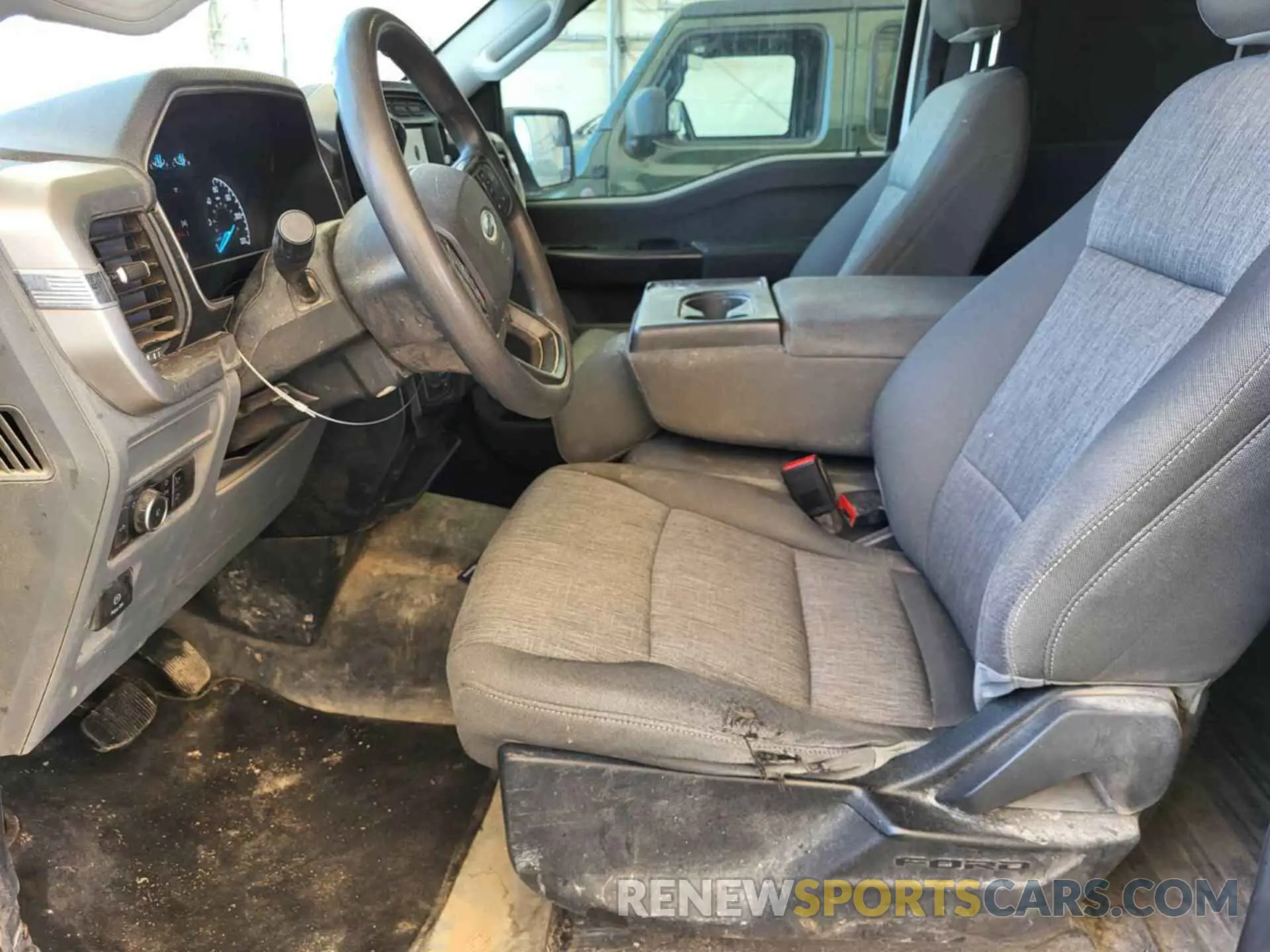 2 Photograph of a damaged car 1FTFX1E57MKE25032 FORD F-150 2021