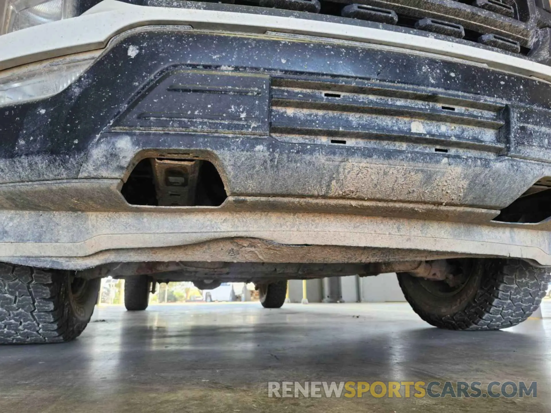 33 Photograph of a damaged car 1FTFX1E57MKE25032 FORD F-150 2021
