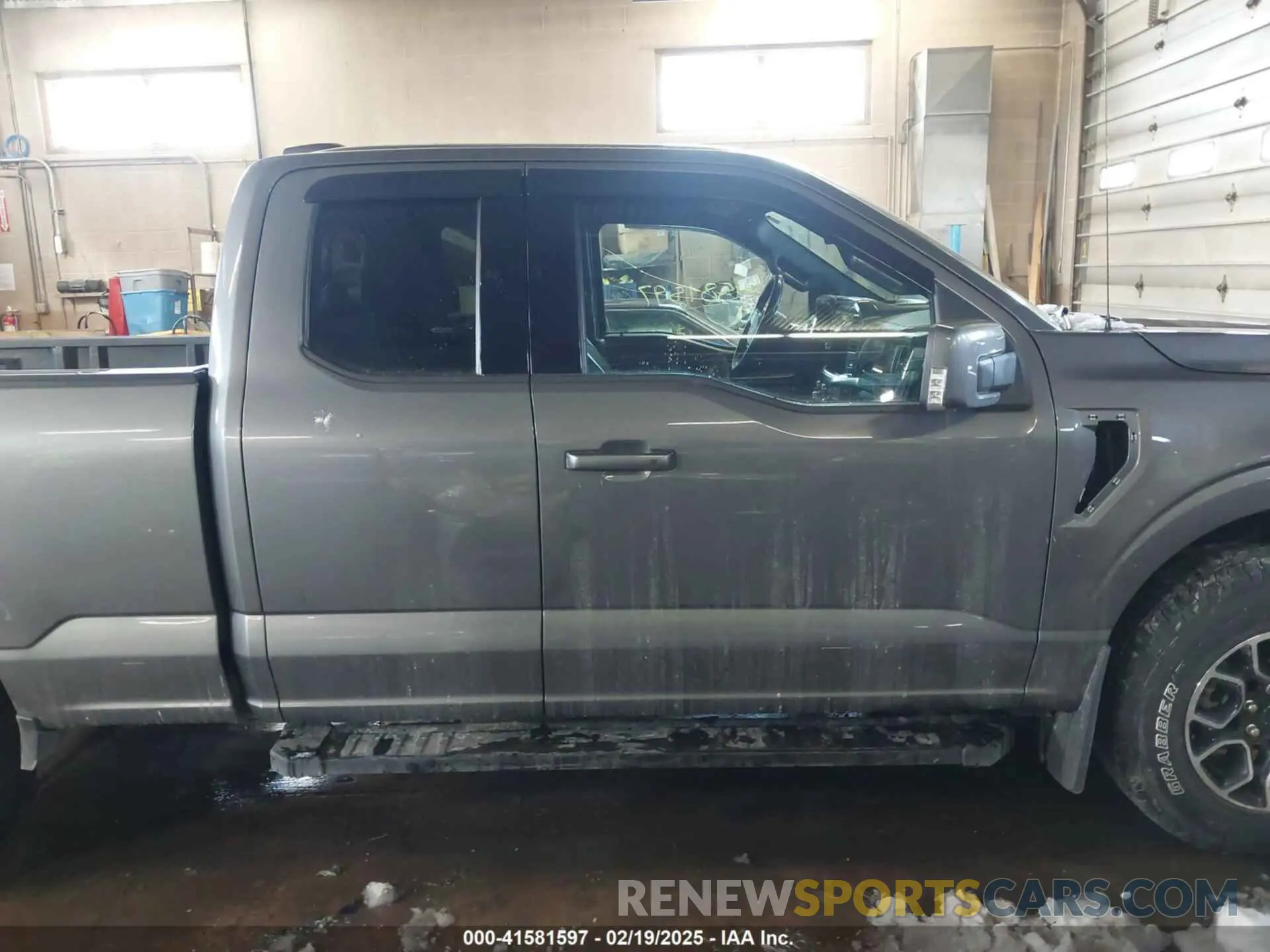 13 Photograph of a damaged car 1FTFX1E81MKD35918 FORD F-150 2021