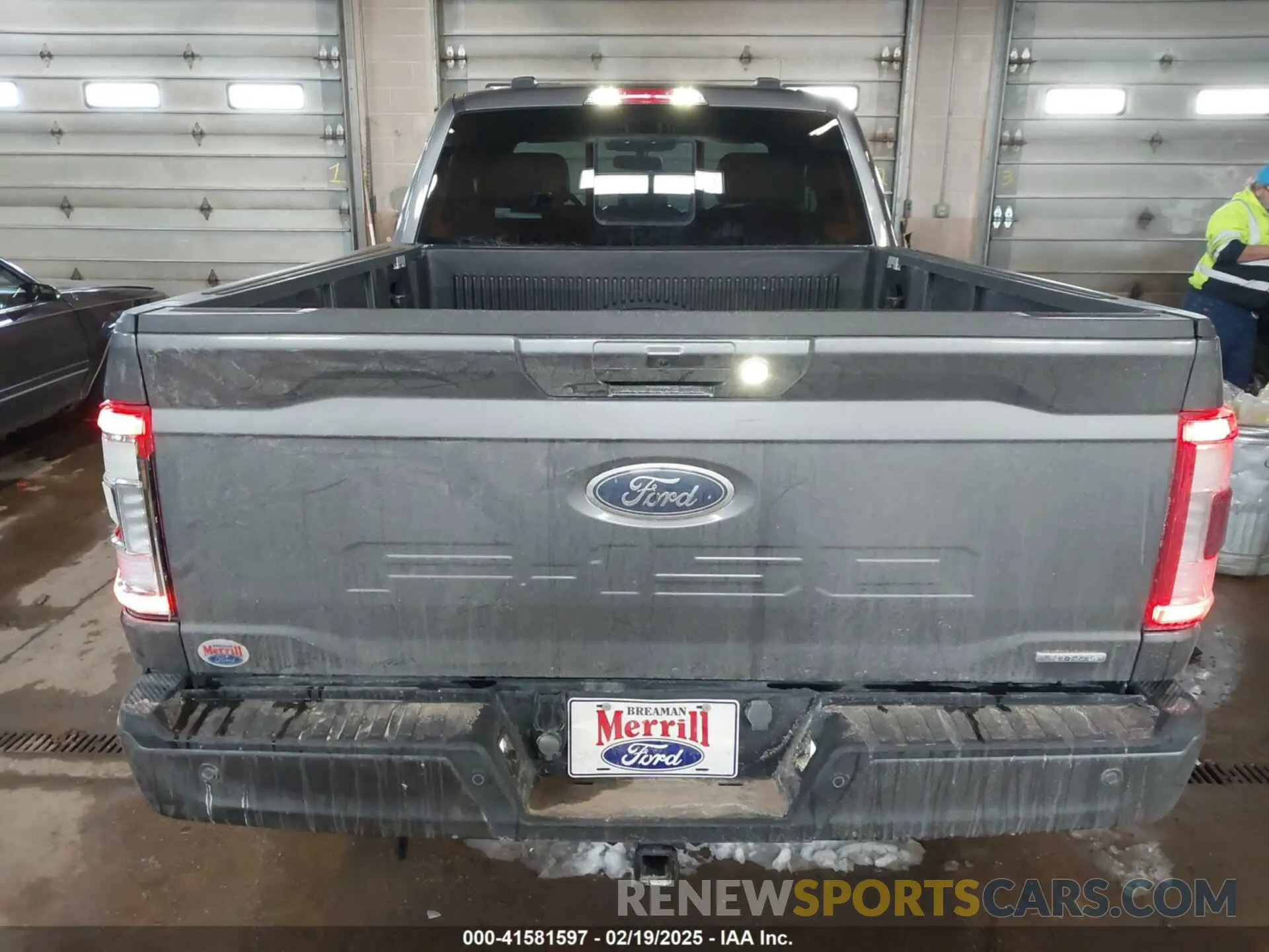 16 Photograph of a damaged car 1FTFX1E81MKD35918 FORD F-150 2021