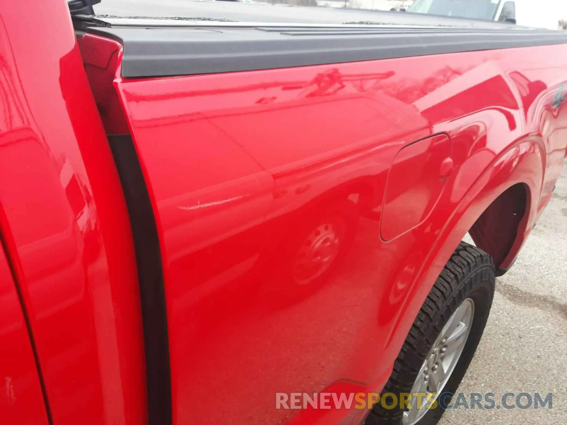 9 Photograph of a damaged car 1FTFX1E88MKD86185 FORD F-150 2021