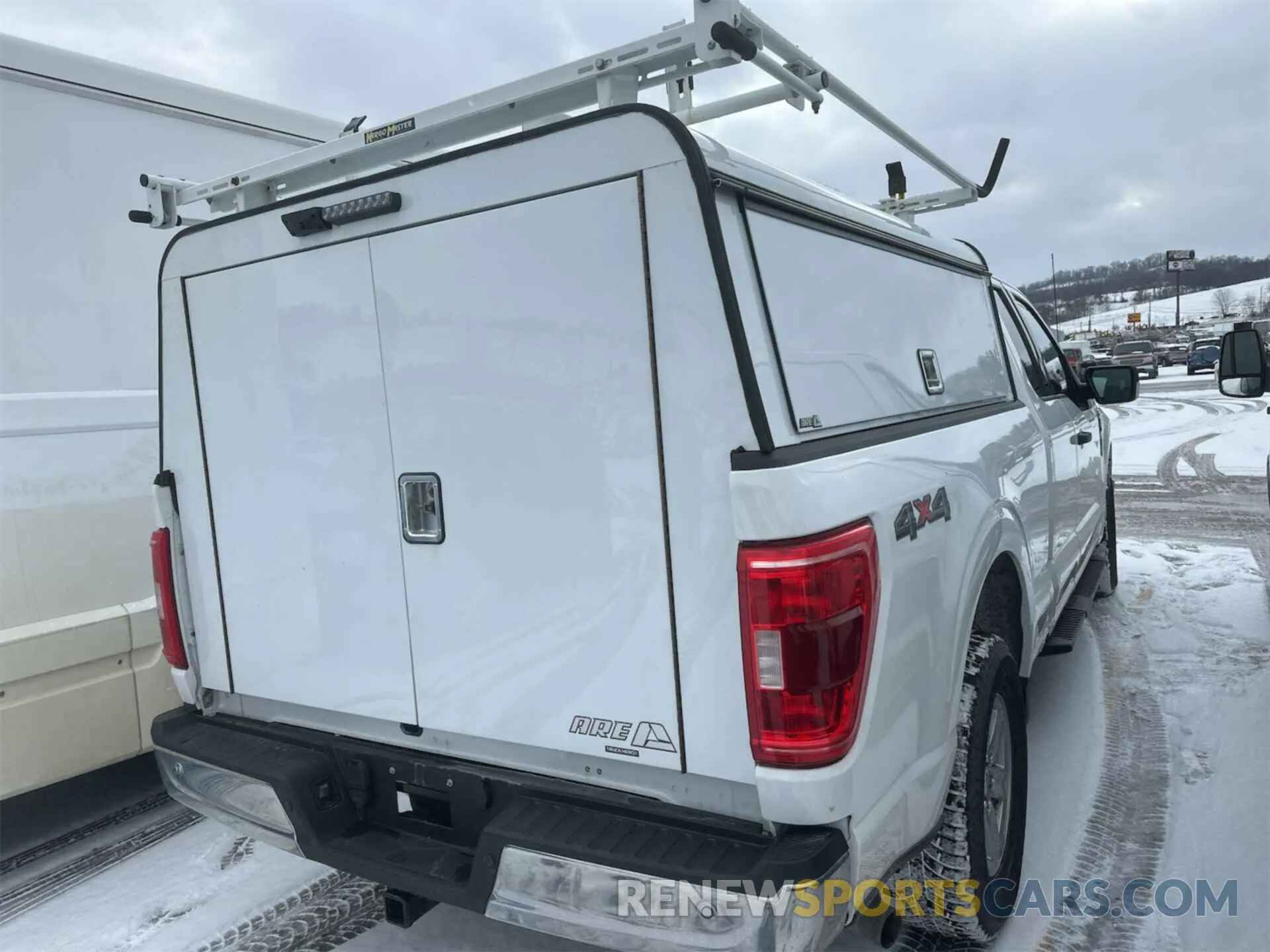 1 Photograph of a damaged car 1FTFX1E8XMFB70279 FORD F-150 2021
