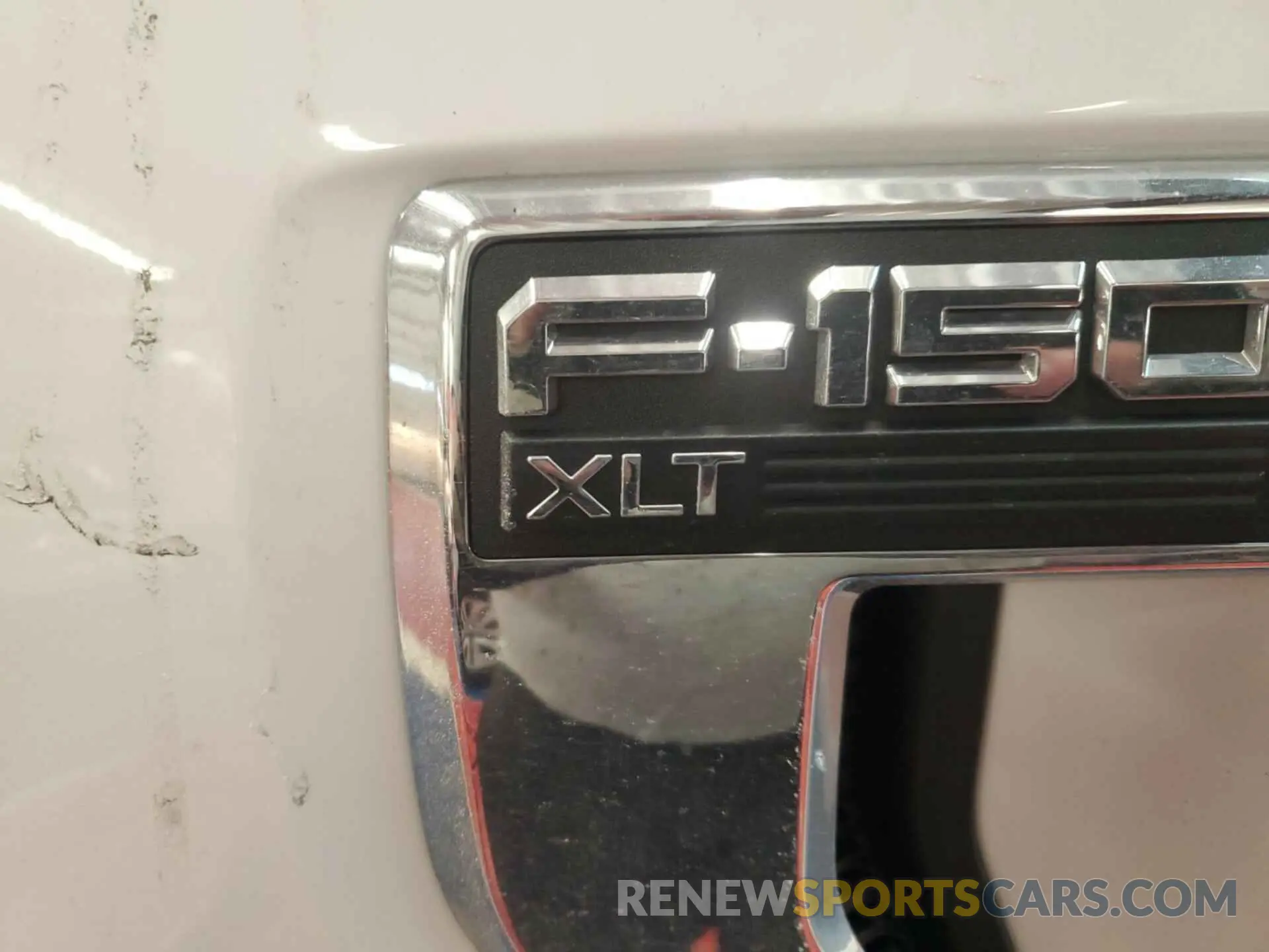 12 Photograph of a damaged car 1FTFX1E8XMFB70279 FORD F-150 2021