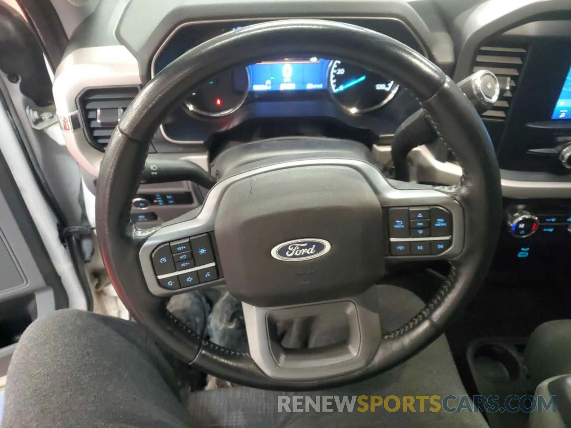 2 Photograph of a damaged car 1FTFX1E8XMFB70279 FORD F-150 2021