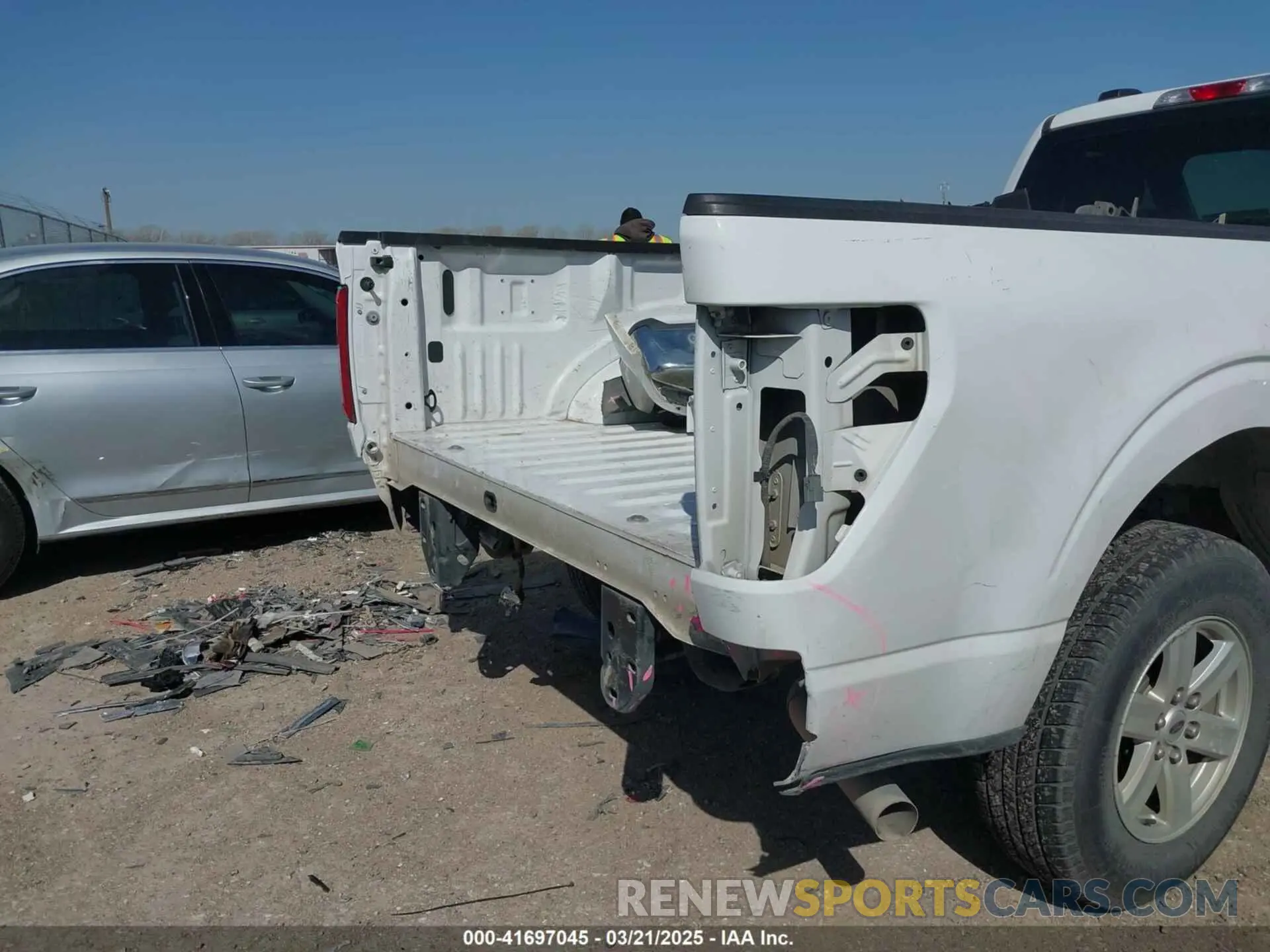 17 Photograph of a damaged car 1FTMF1C54MKE87761 FORD F-150 2021