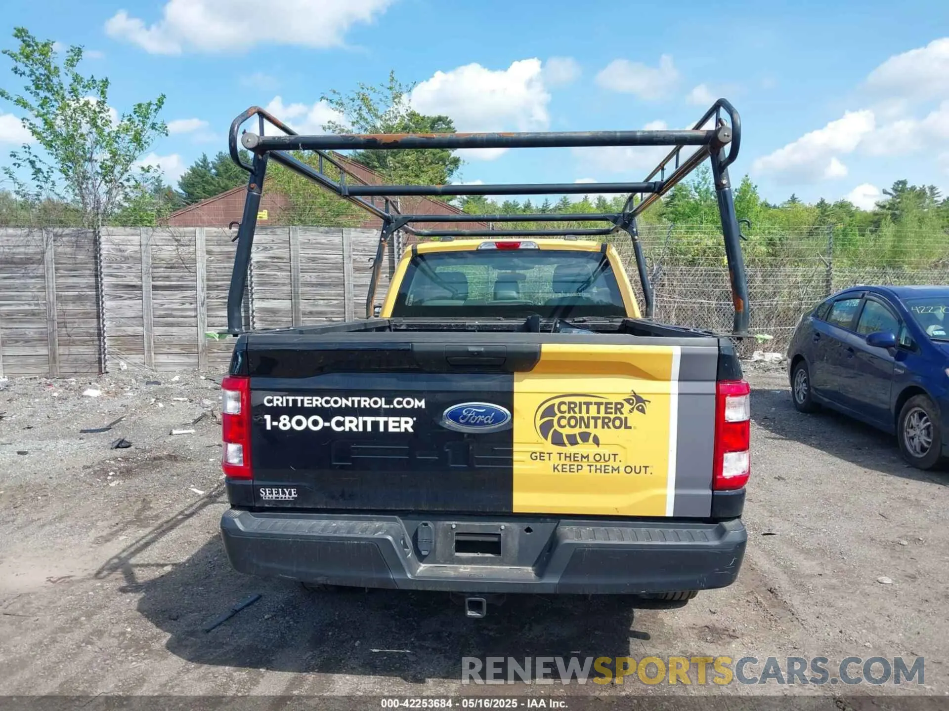 17 Photograph of a damaged car 1FTMF1CB1MKE45280 FORD F-150 2021