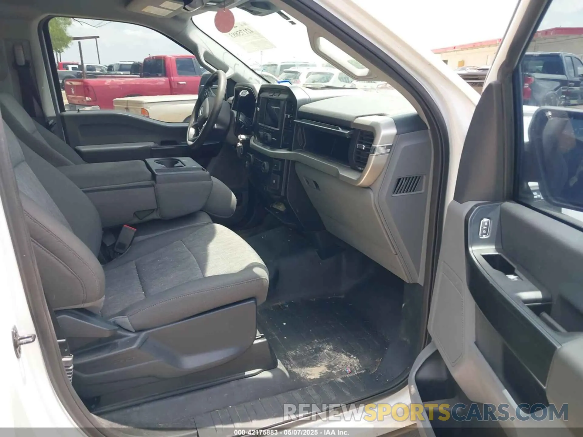 5 Photograph of a damaged car 1FTMF1CB2MKD85770 FORD F-150 2021