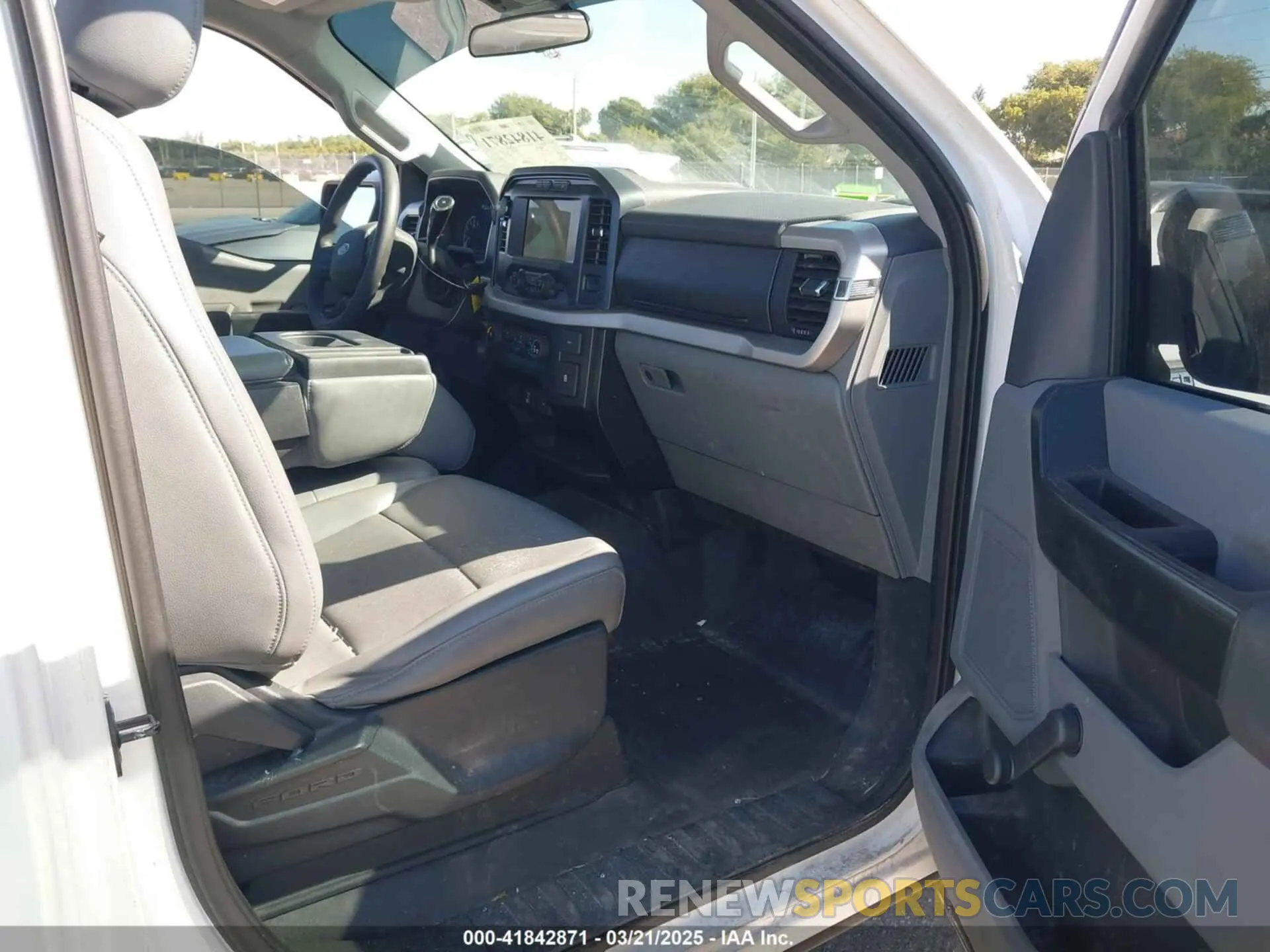5 Photograph of a damaged car 1FTMF1CBXMKE33693 FORD F-150 2021