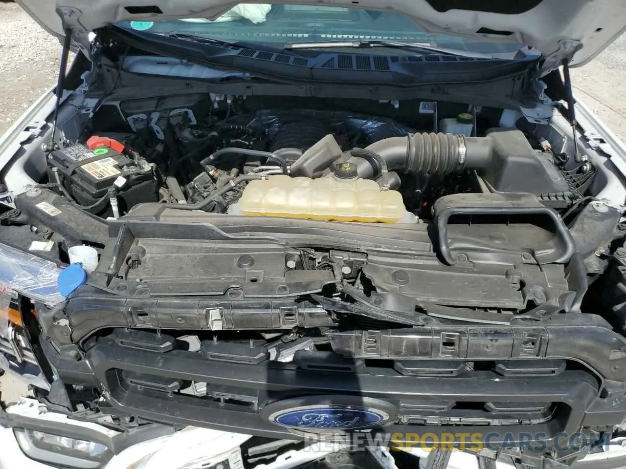 11 Photograph of a damaged car 1FTEW1C57NFC08091 FORD F-150 2022
