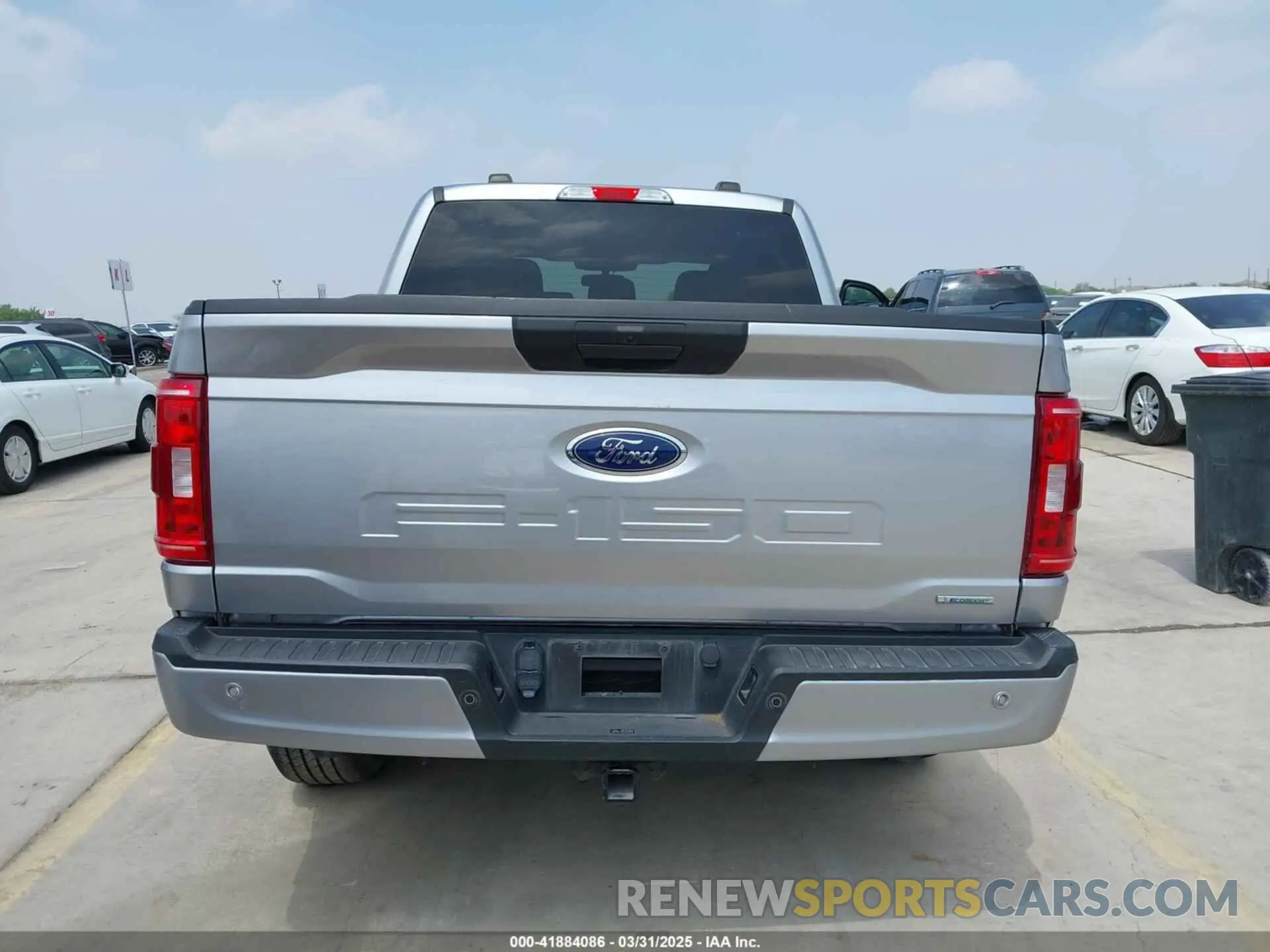 16 Photograph of a damaged car 1FTEW1CP3NFA27197 FORD F-150 2022