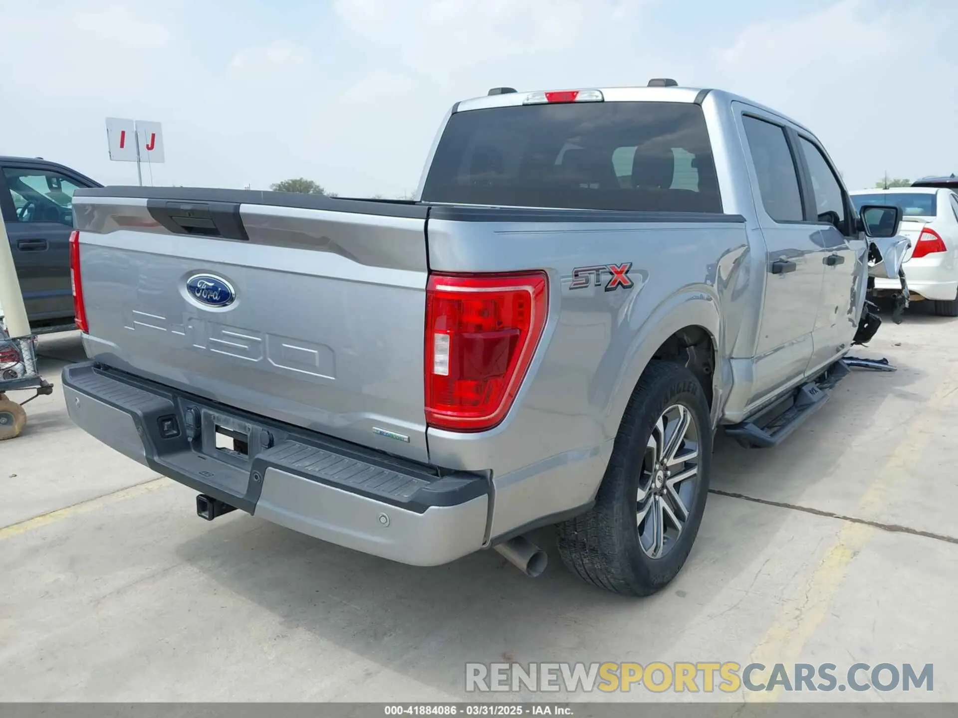 4 Photograph of a damaged car 1FTEW1CP3NFA27197 FORD F-150 2022