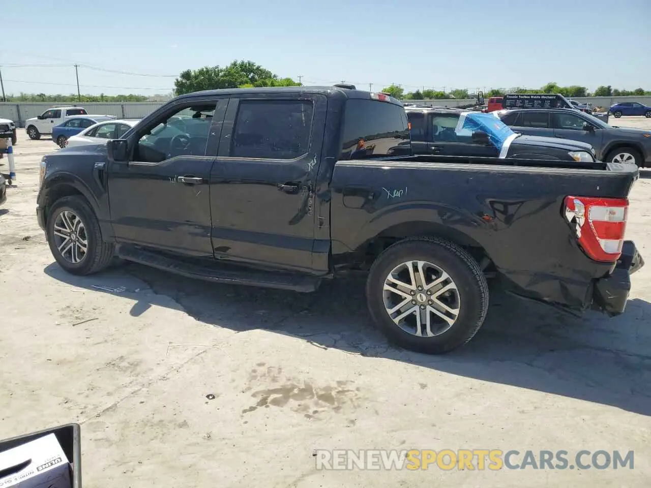 2 Photograph of a damaged car 1FTEW1CP5NKD37004 FORD F-150 2022