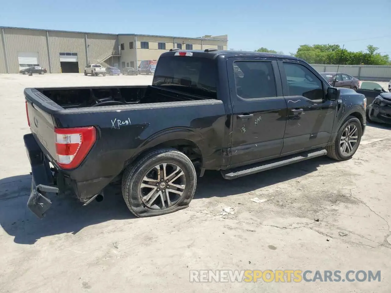 3 Photograph of a damaged car 1FTEW1CP5NKD37004 FORD F-150 2022