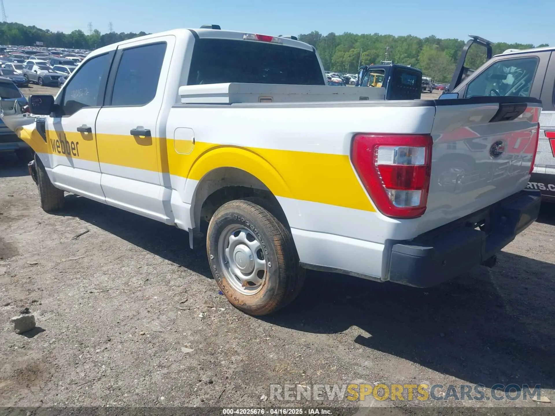 3 Photograph of a damaged car 1FTEW1CP6NKE54560 FORD F-150 2022