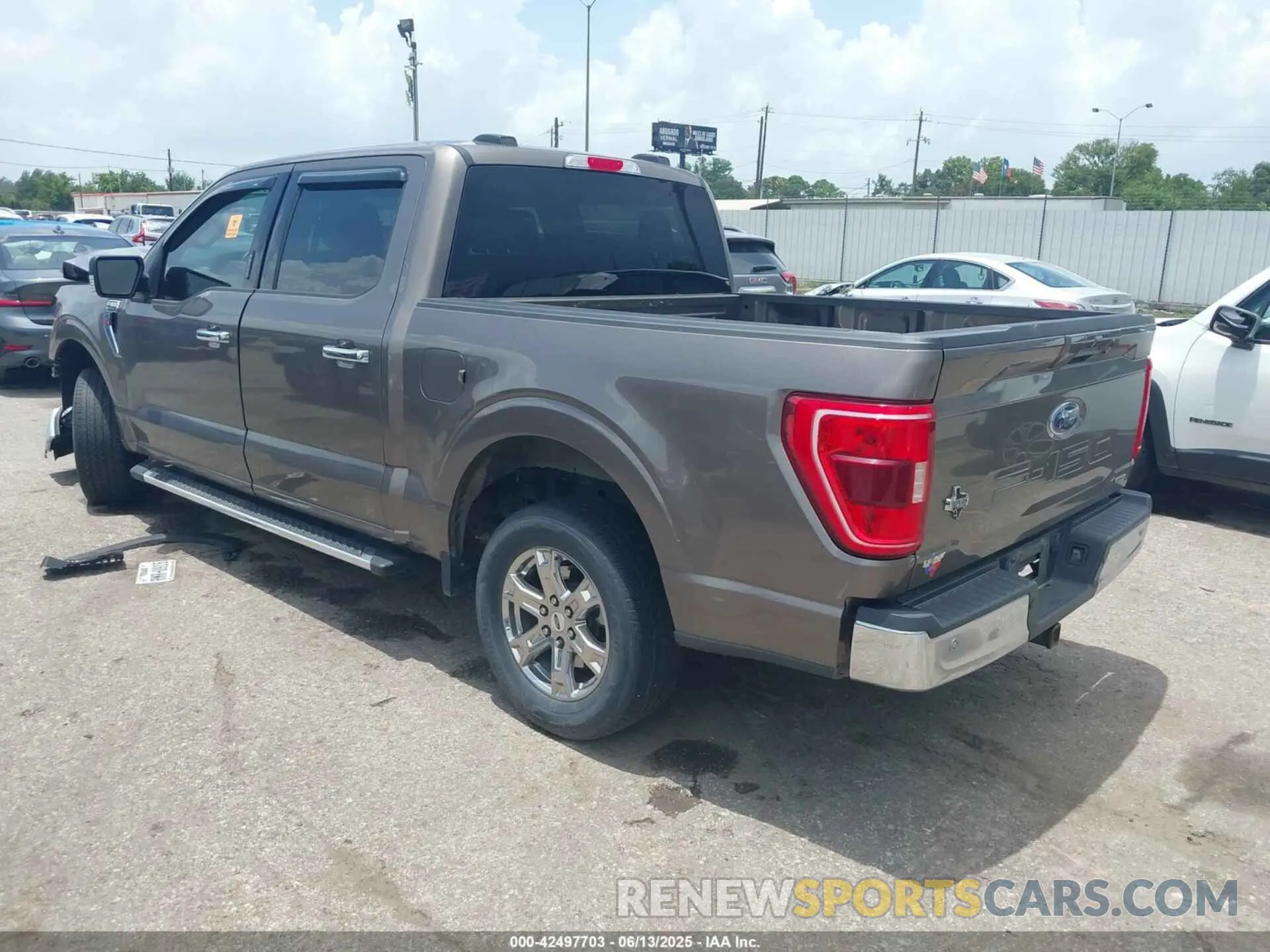 3 Photograph of a damaged car 1FTEW1CP8NFA27857 FORD F-150 2022